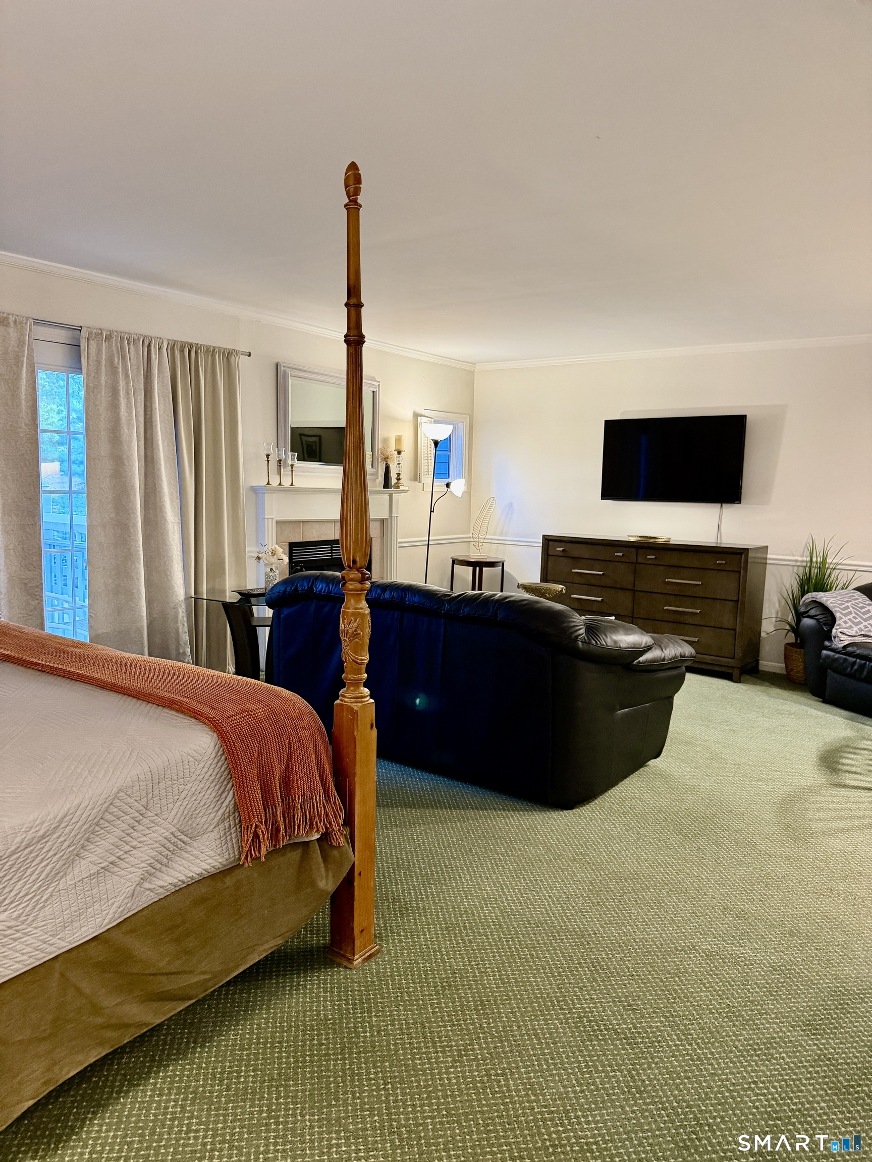 4 poster king bed