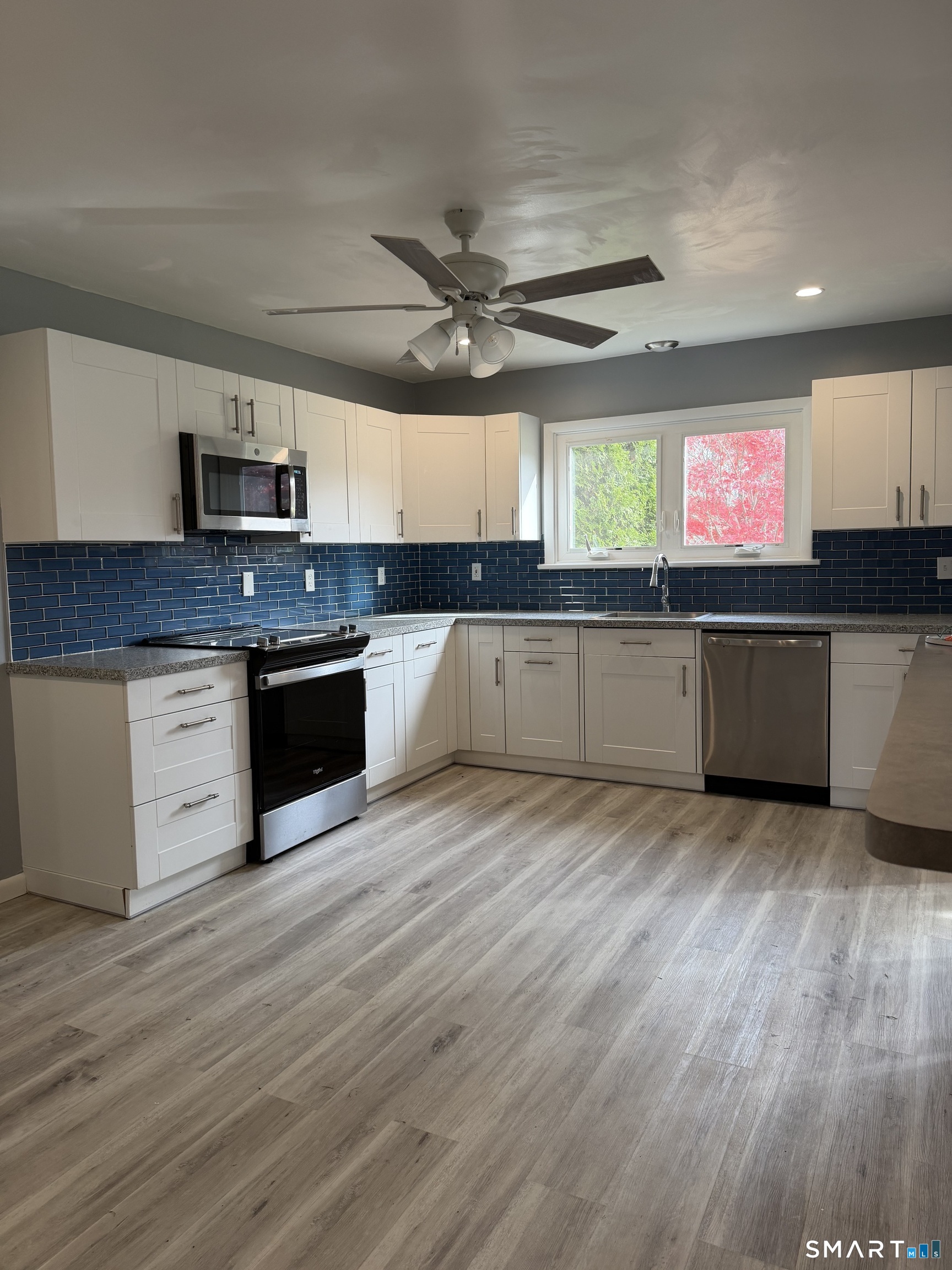 432 Pepper Street photo 9
