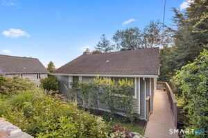 12 Longview, Brookfield