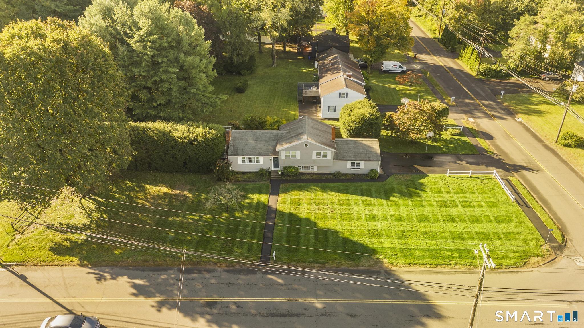 2 Surrey Drive photo 8