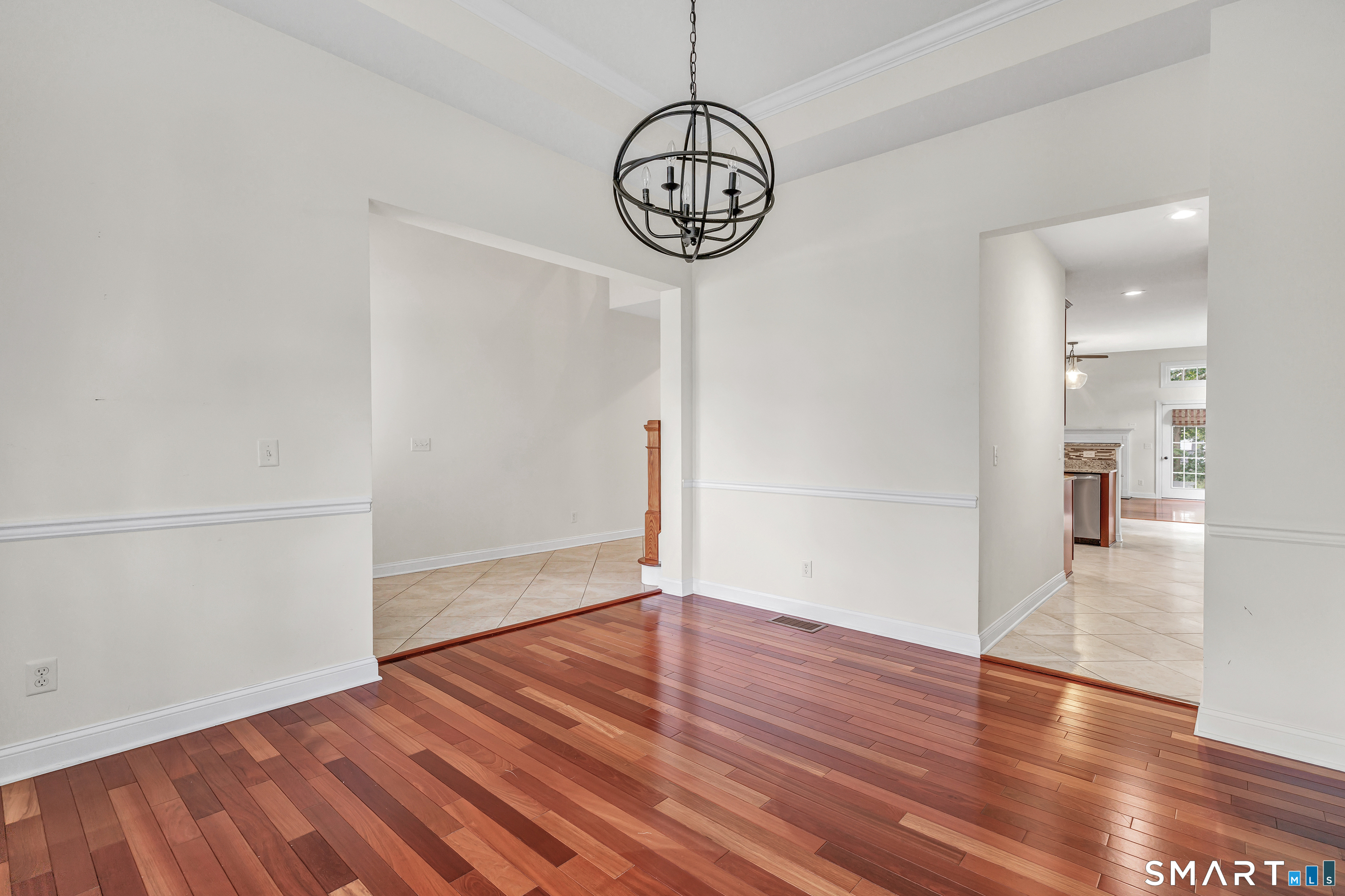 Foto 9 de Condominio en venta en 20 Penny Lane #20, Bethel, CT — $790,000