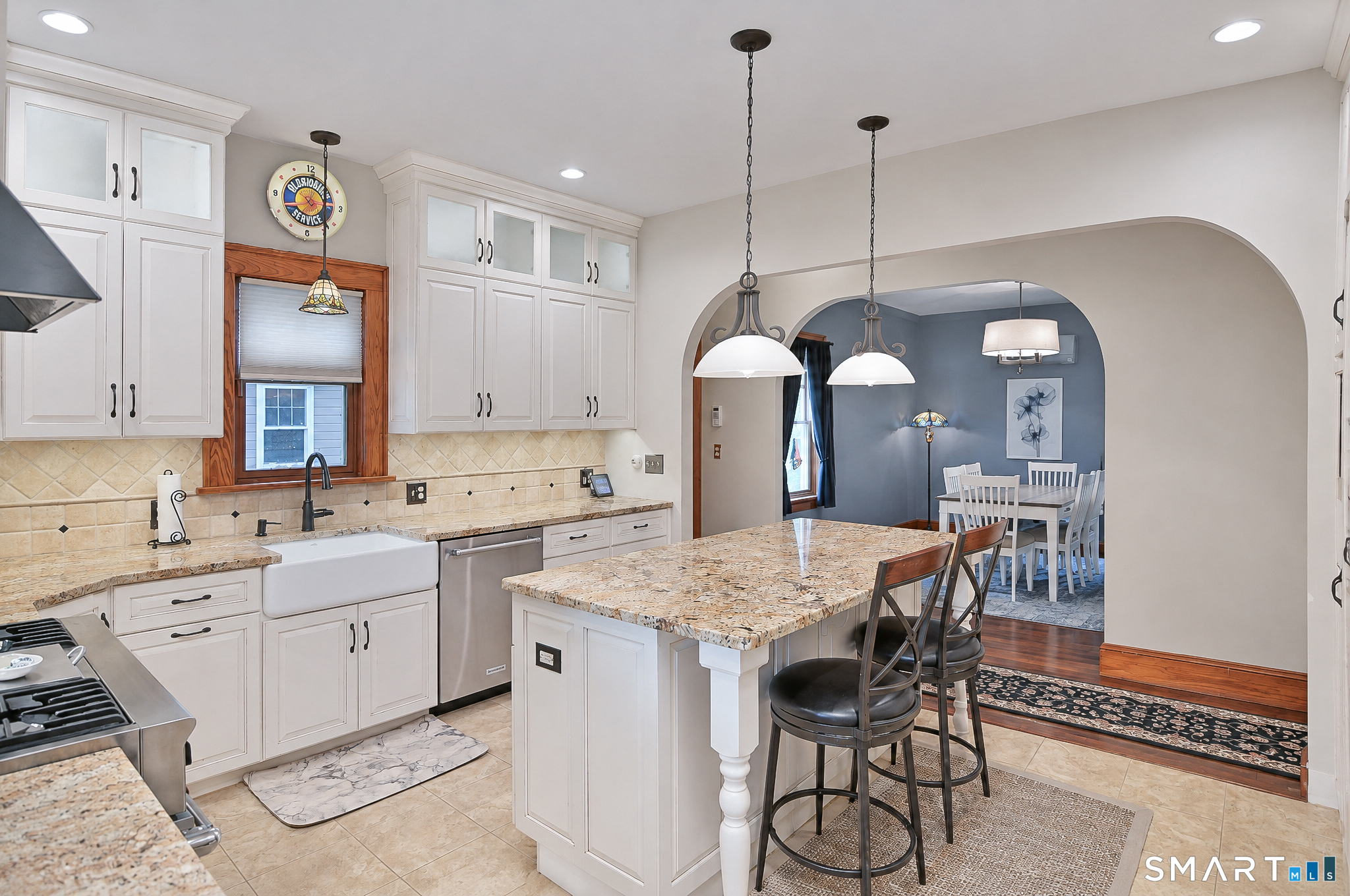 72 Dodgingtown Road photo 14