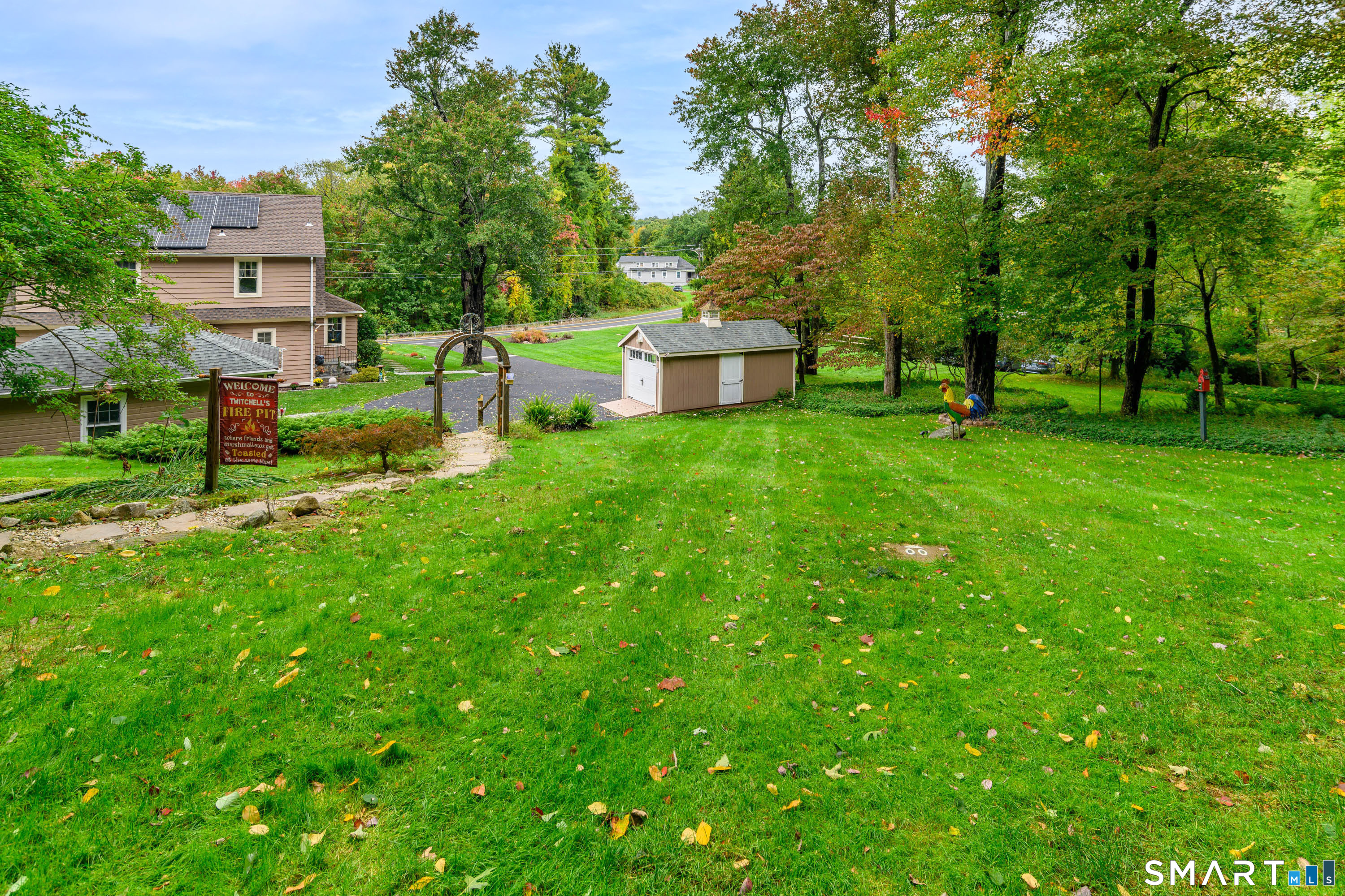 72 Dodgingtown Road photo 38