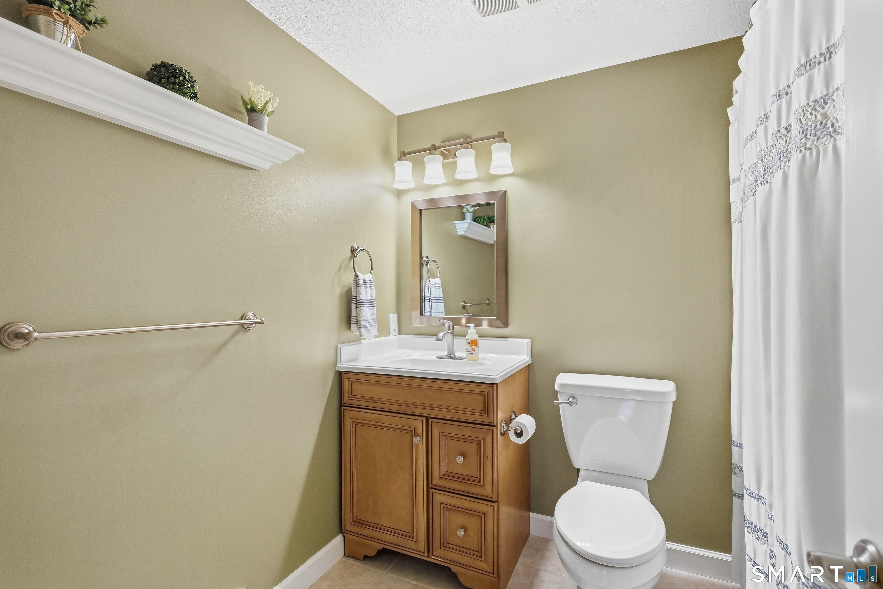 96 Heywood Drive photo 25