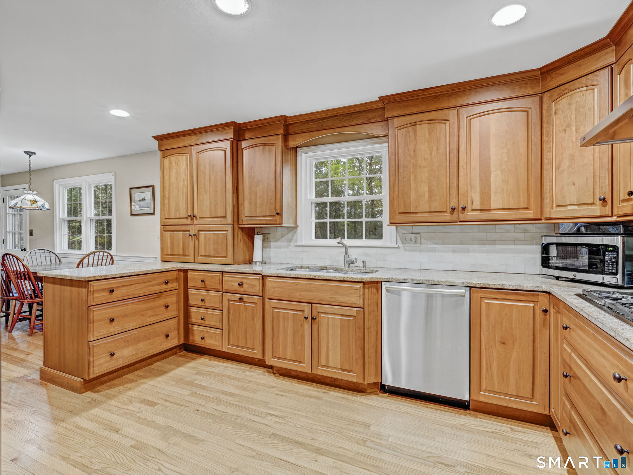 15 Birch Knoll Road photo 12