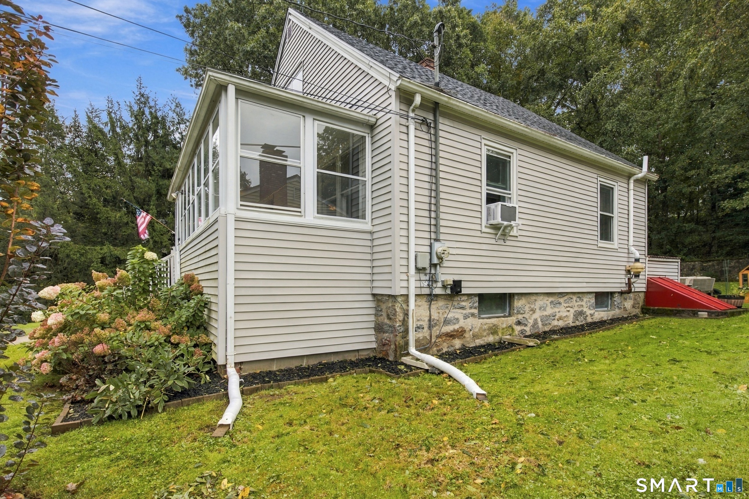 54 Silver Hill Road photo 33