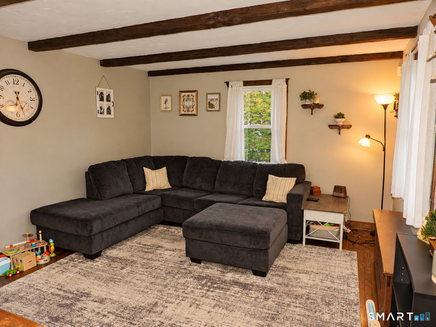 344 Charles Street photo 17