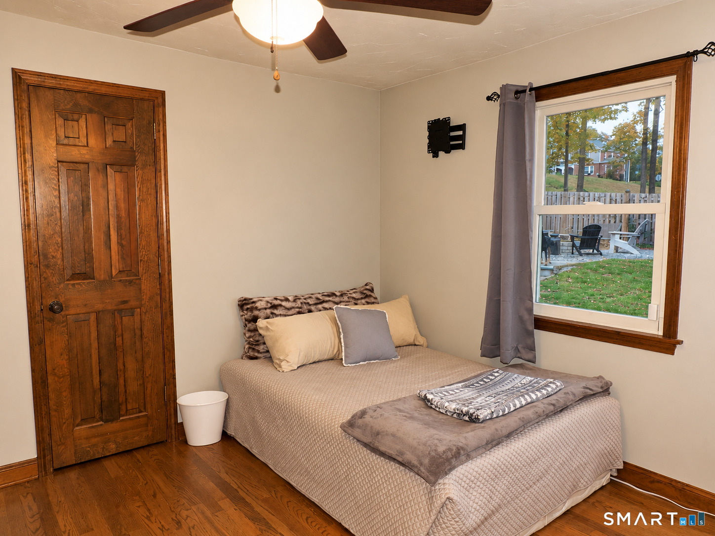 344 Charles Street photo 21