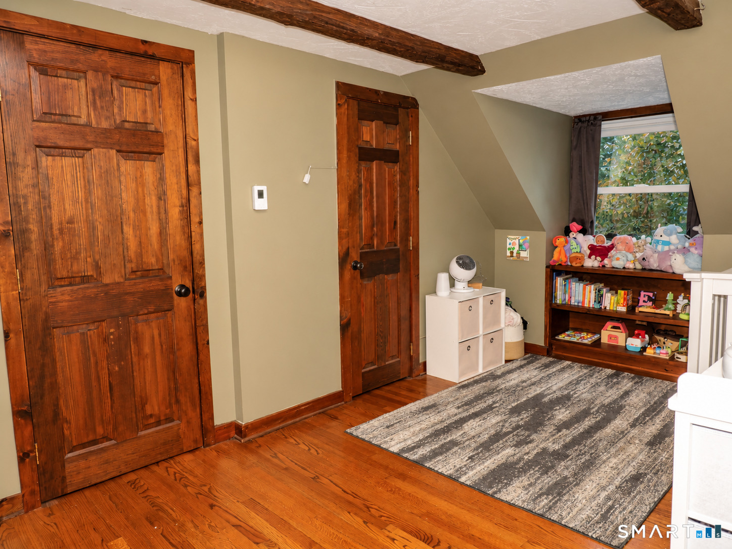 344 Charles Street photo 31