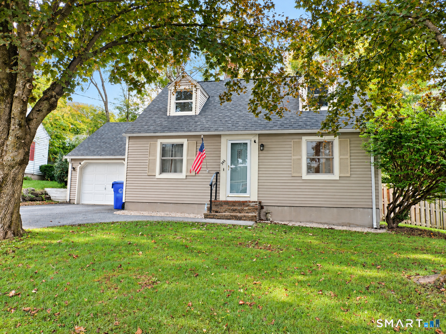 344 Charles Street photo 37