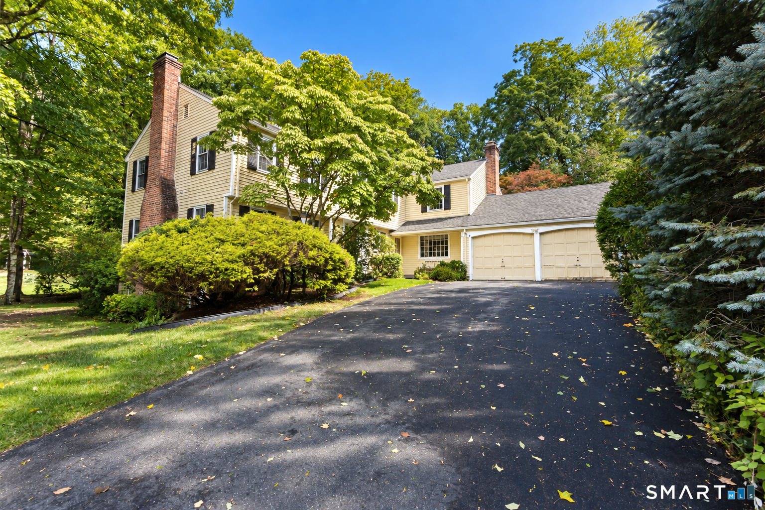 Photo 1 of Single family home for sale at 225 Westmont St, West Hartford, CT 06117 | MLS# 24207367 | Listing updated on 2026-10-09