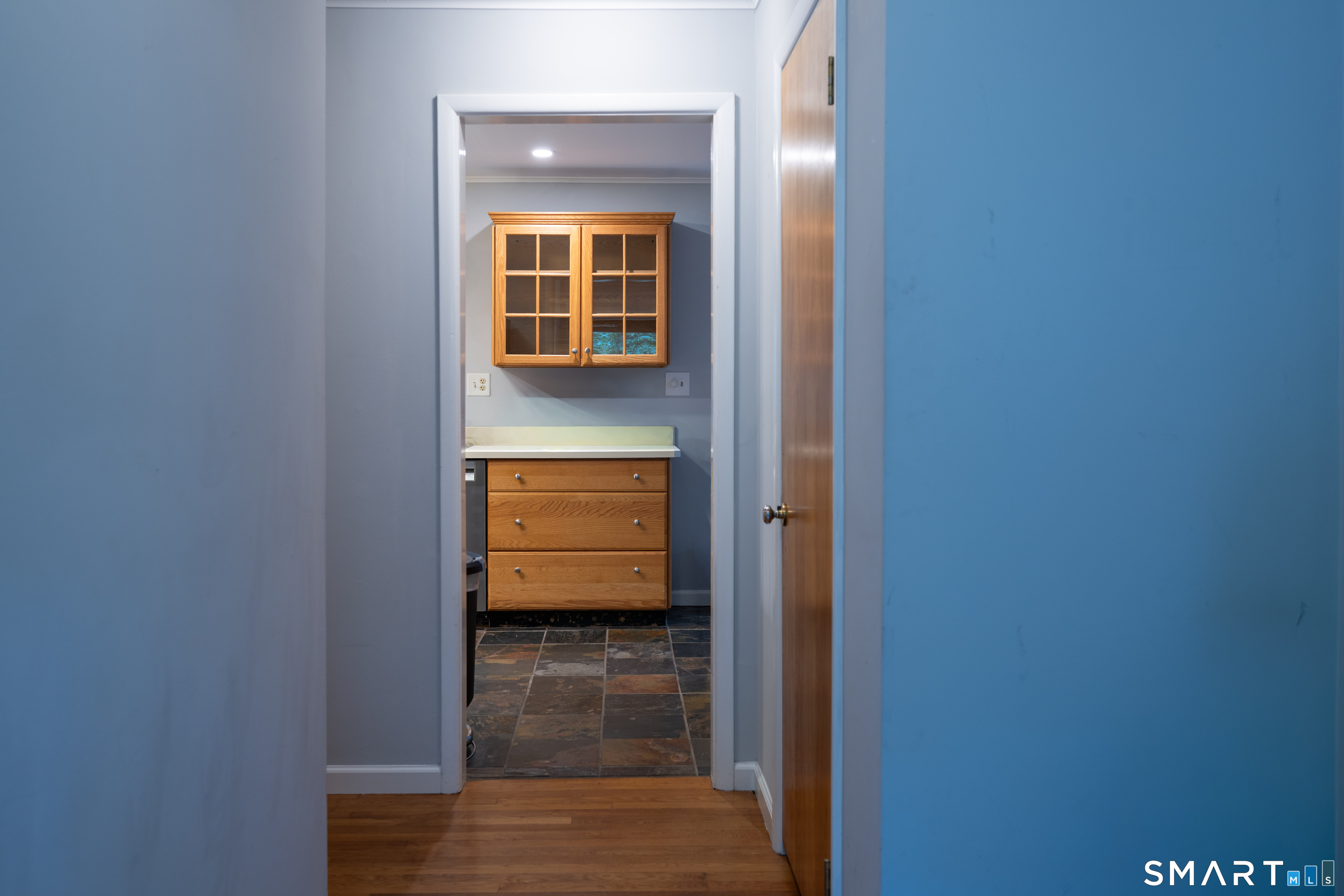 Foto 8 de Casa en venta en 1149 Warner Hill Road, Stratford, CT — $649,000