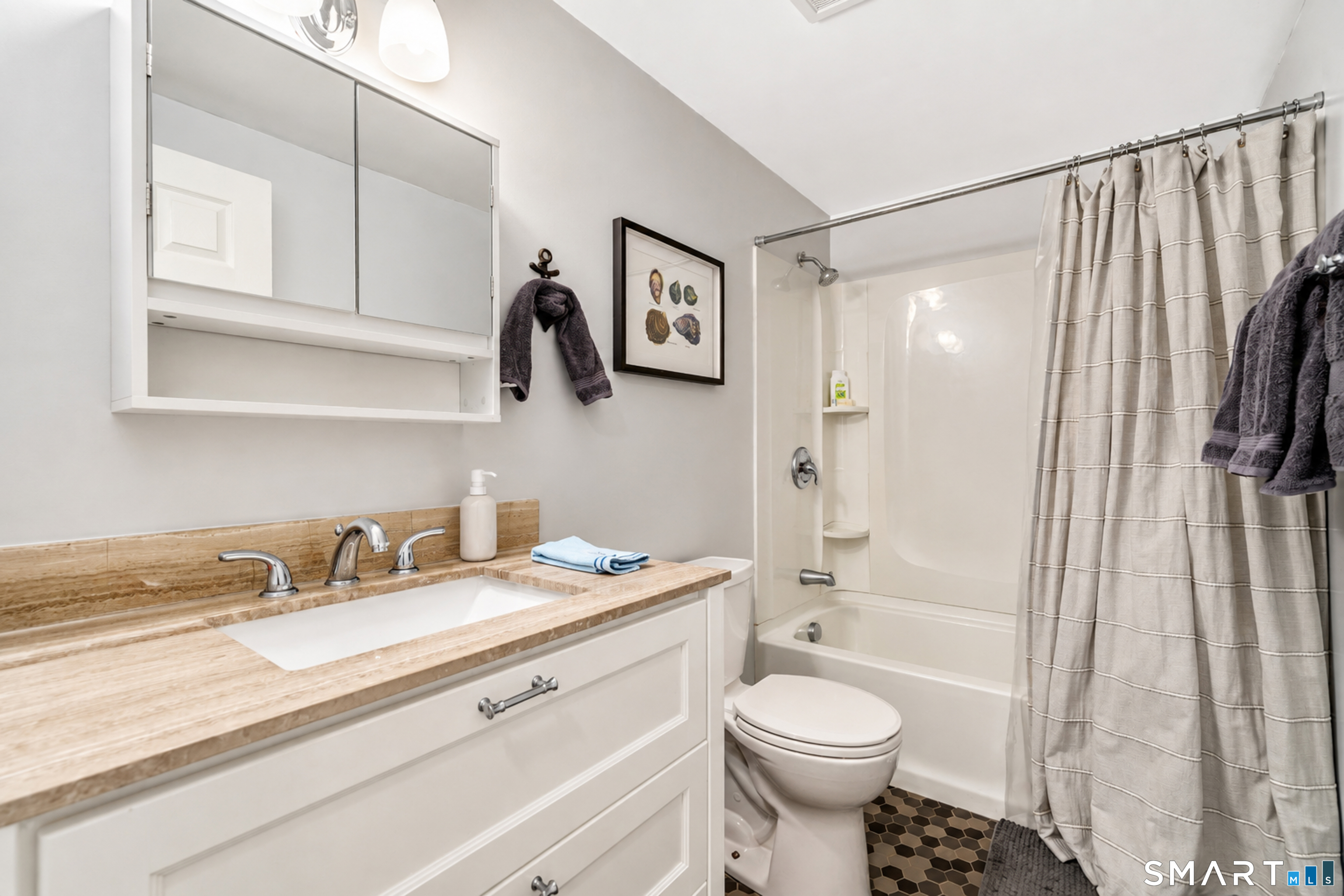 200 Capstan Avenue photo 16