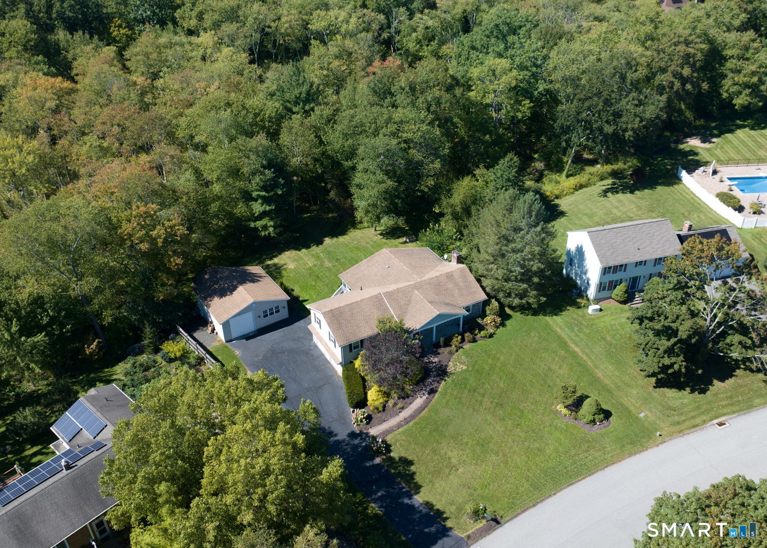 111 Woodfield Crossing photo 34