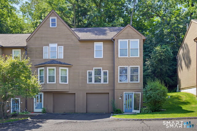 399 Adams Street 6