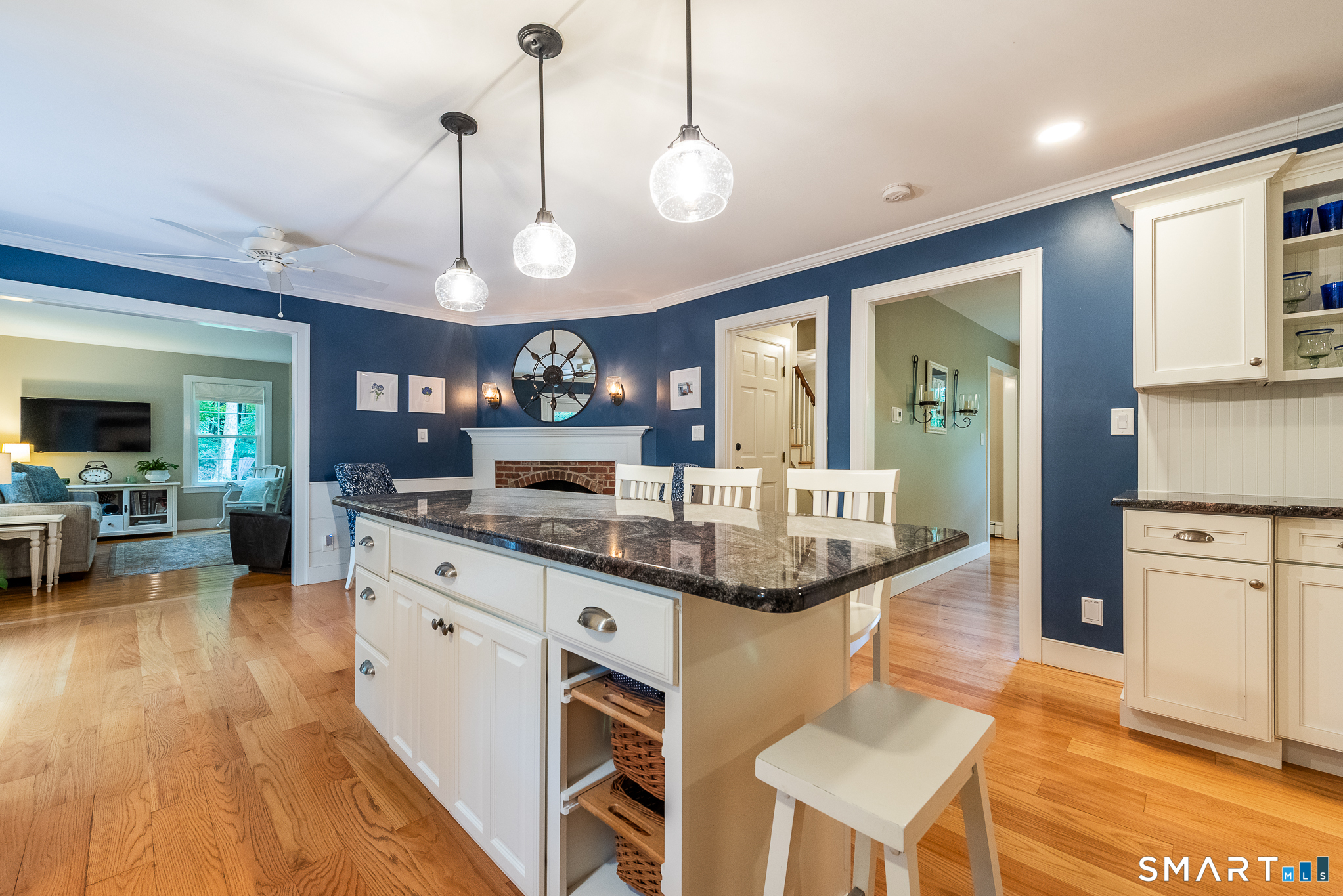 15 Hickory Hill Drive, Chester, CT 06412