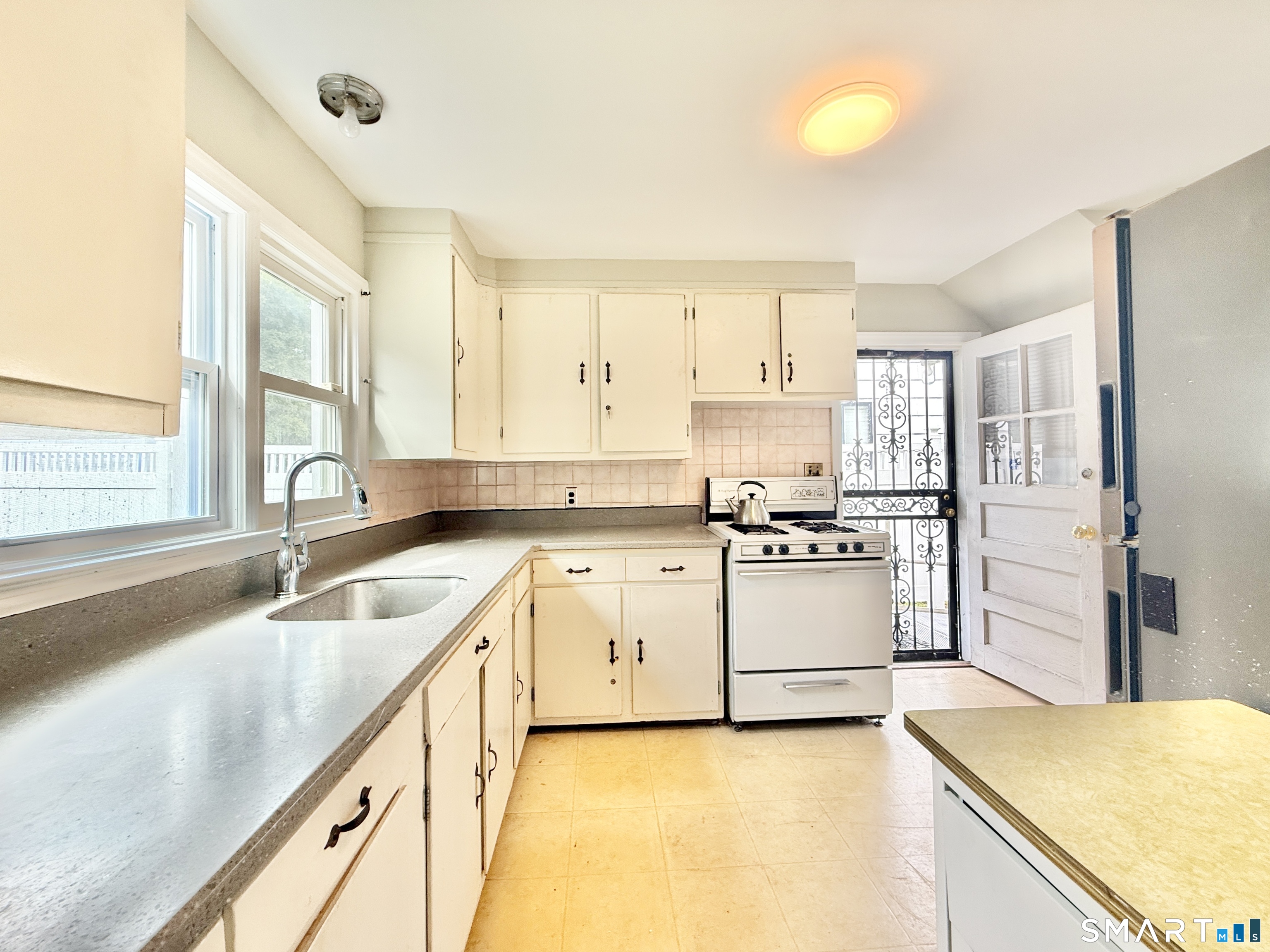 172 Hope Street photo 13