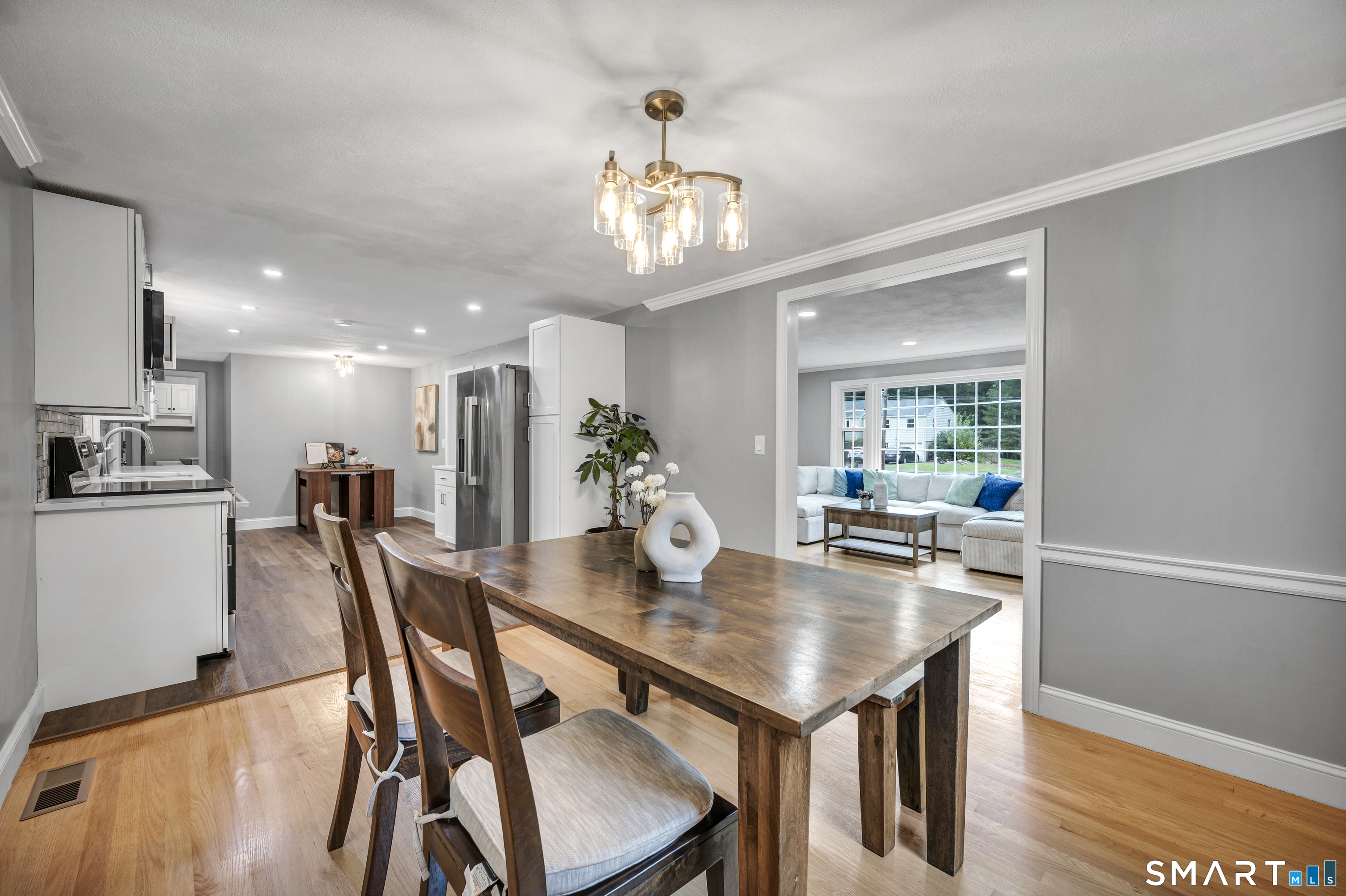 167 Carriage Drive photo 10