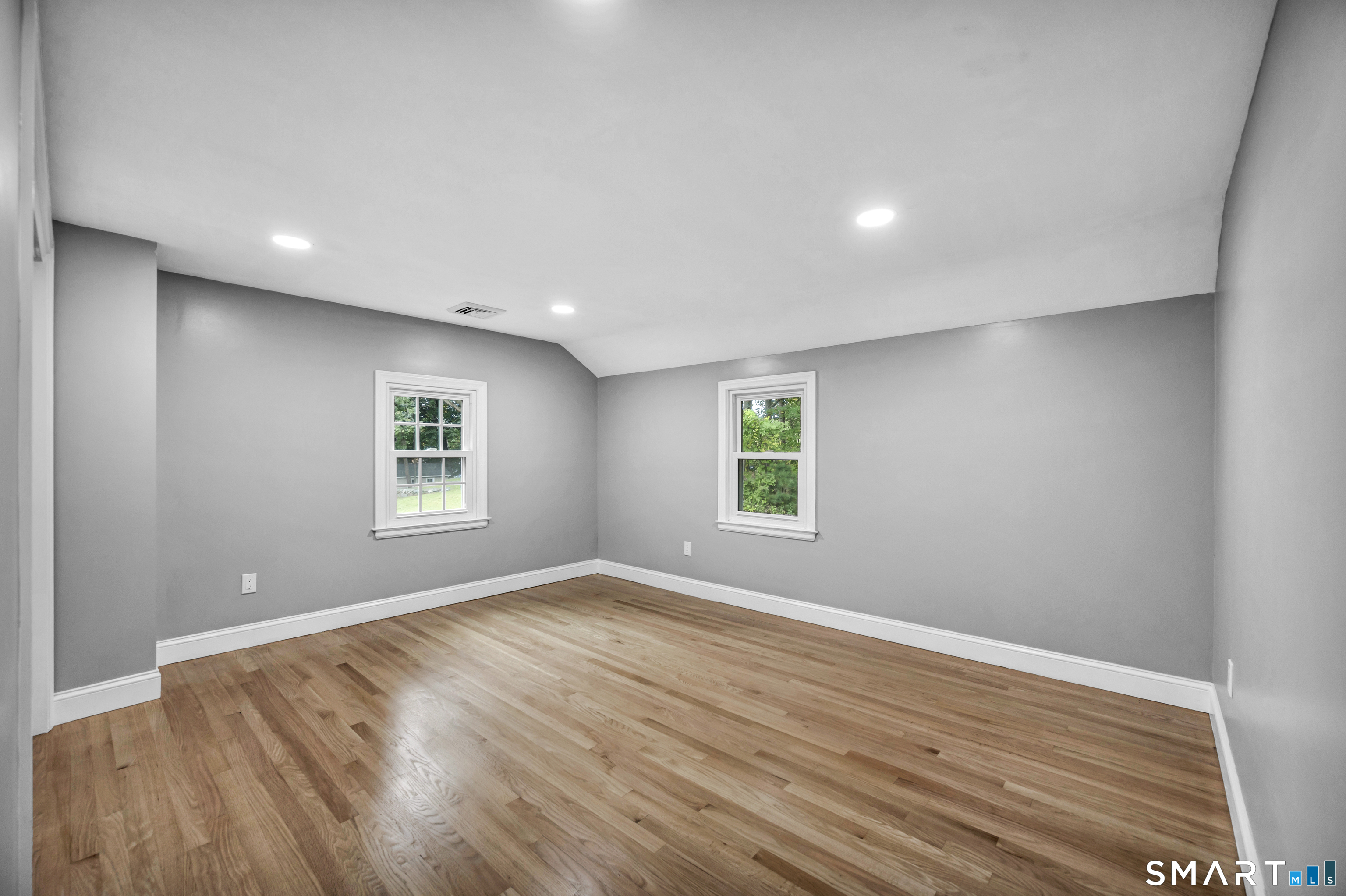 167 Carriage Drive photo 27