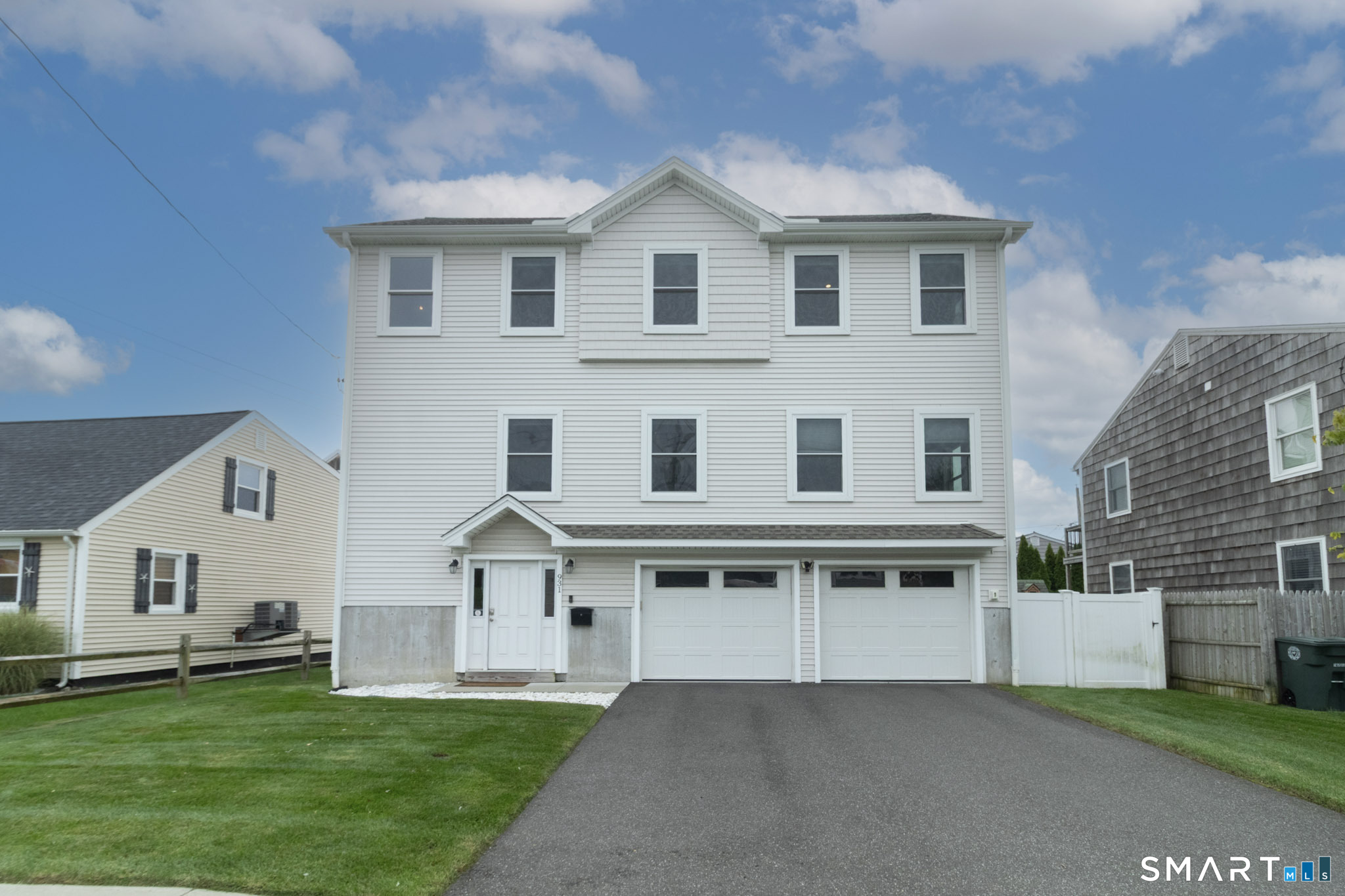 Photo 1 of Single family home for sale at 931 E Broadway, Milford, CT 06460 | MLS# 24210898 | Listing updated on 2026-10-05