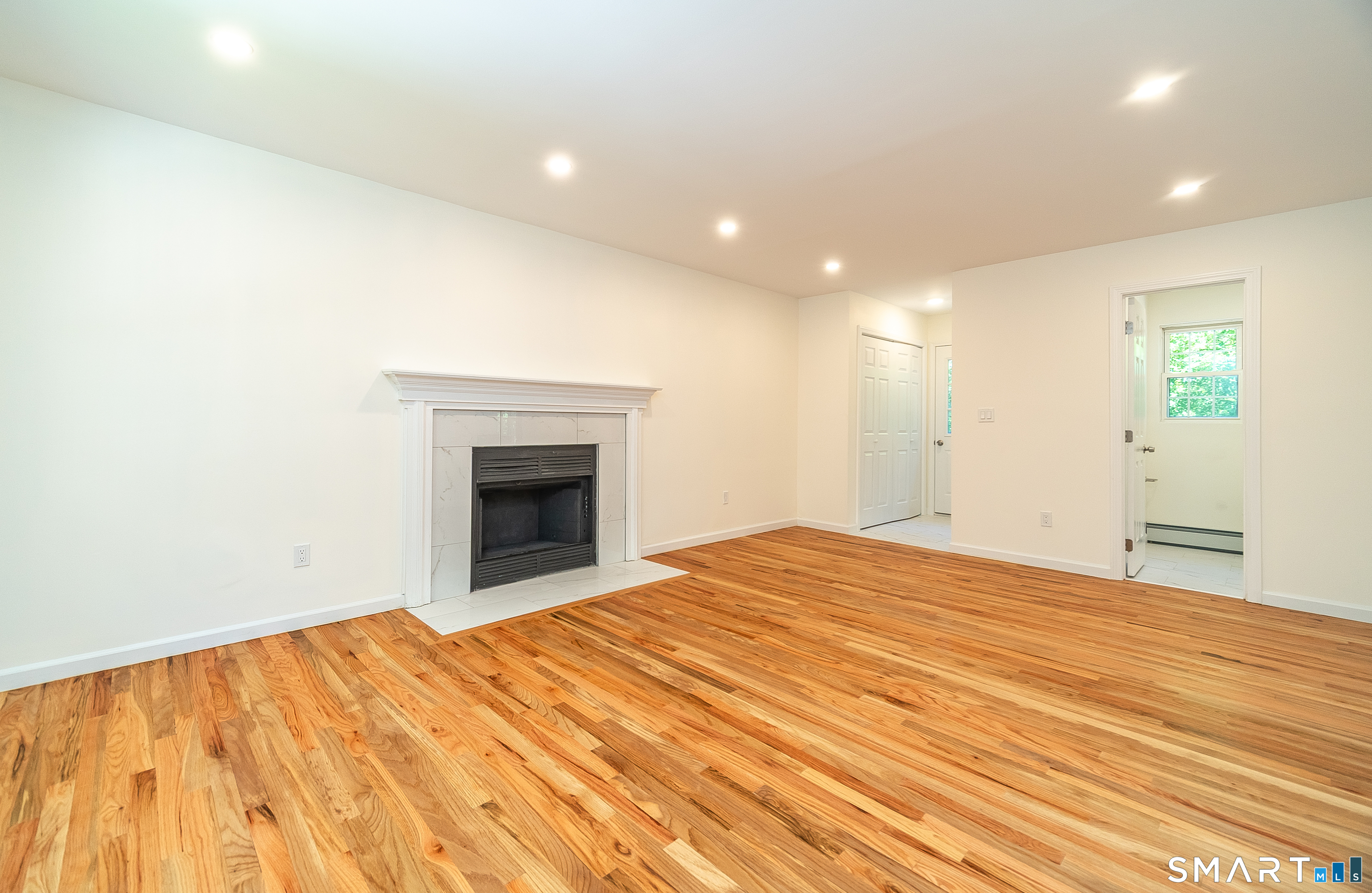 1425 James Farm photo 13