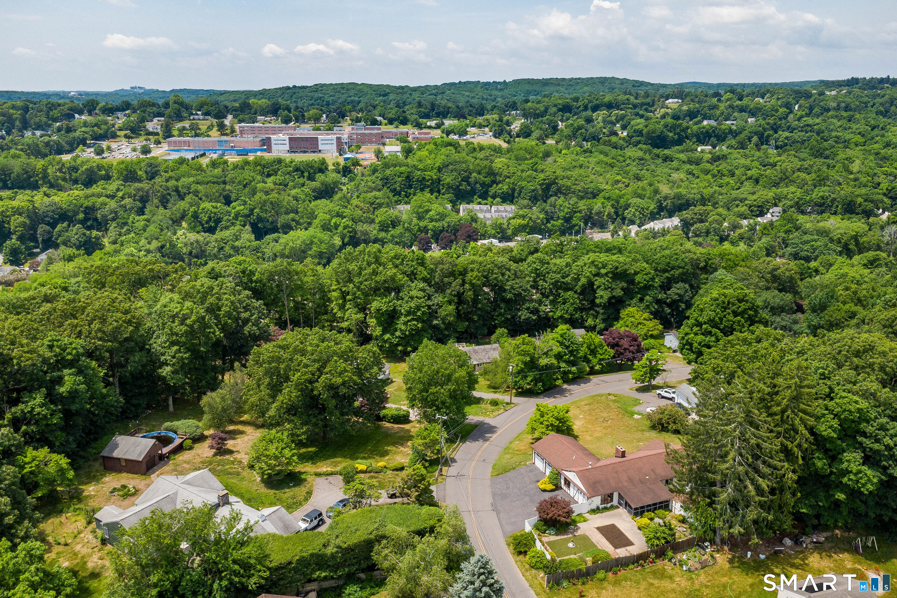 10 Horseshoe Drive photo 33
