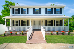 1425 James Farm, Stratford