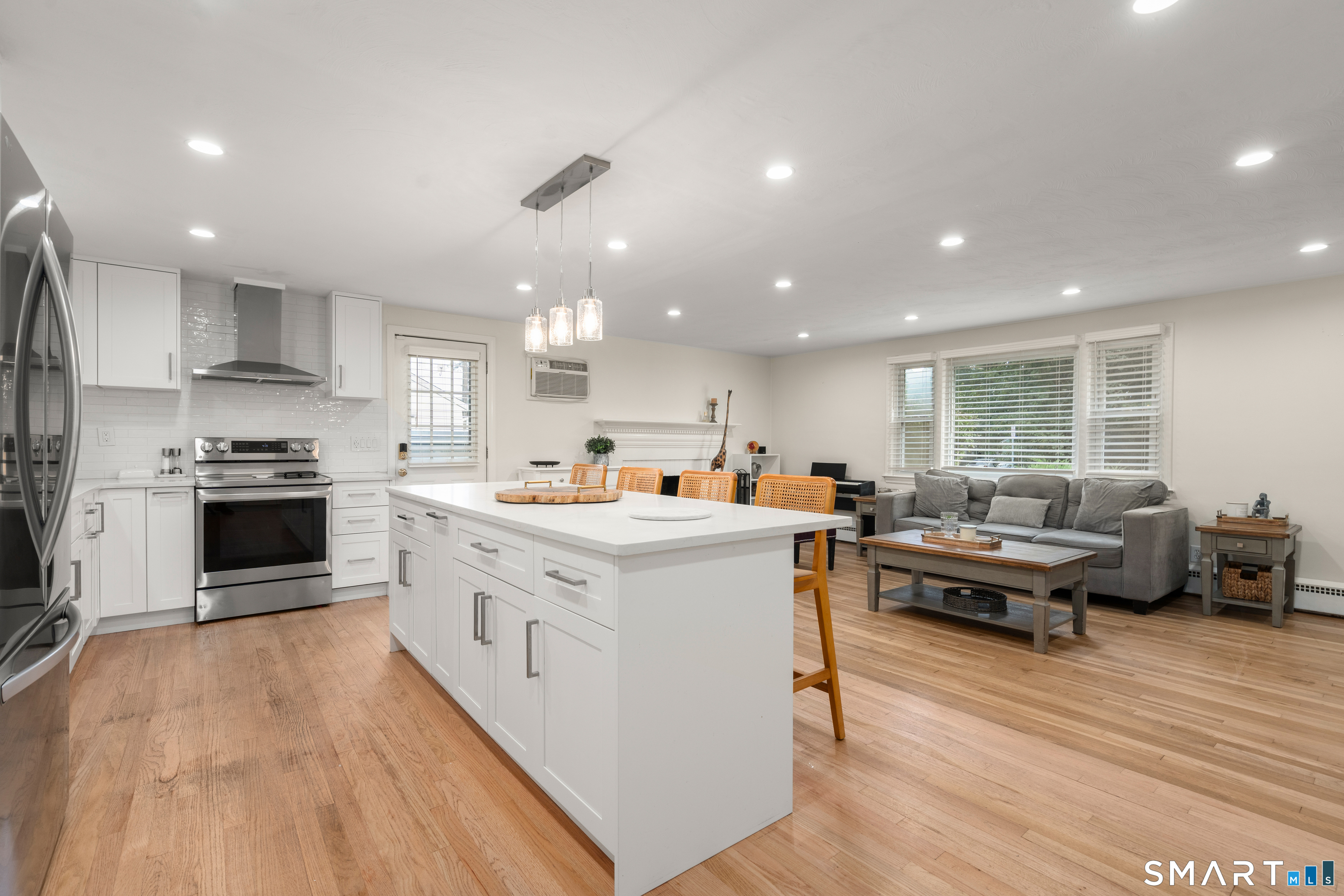 Photo 2 of Single family home for sale at 22 Brookdale Ave, Bloomfield, CT 06002 | MLS# 24209889 | Listing updated on 2026-10-06