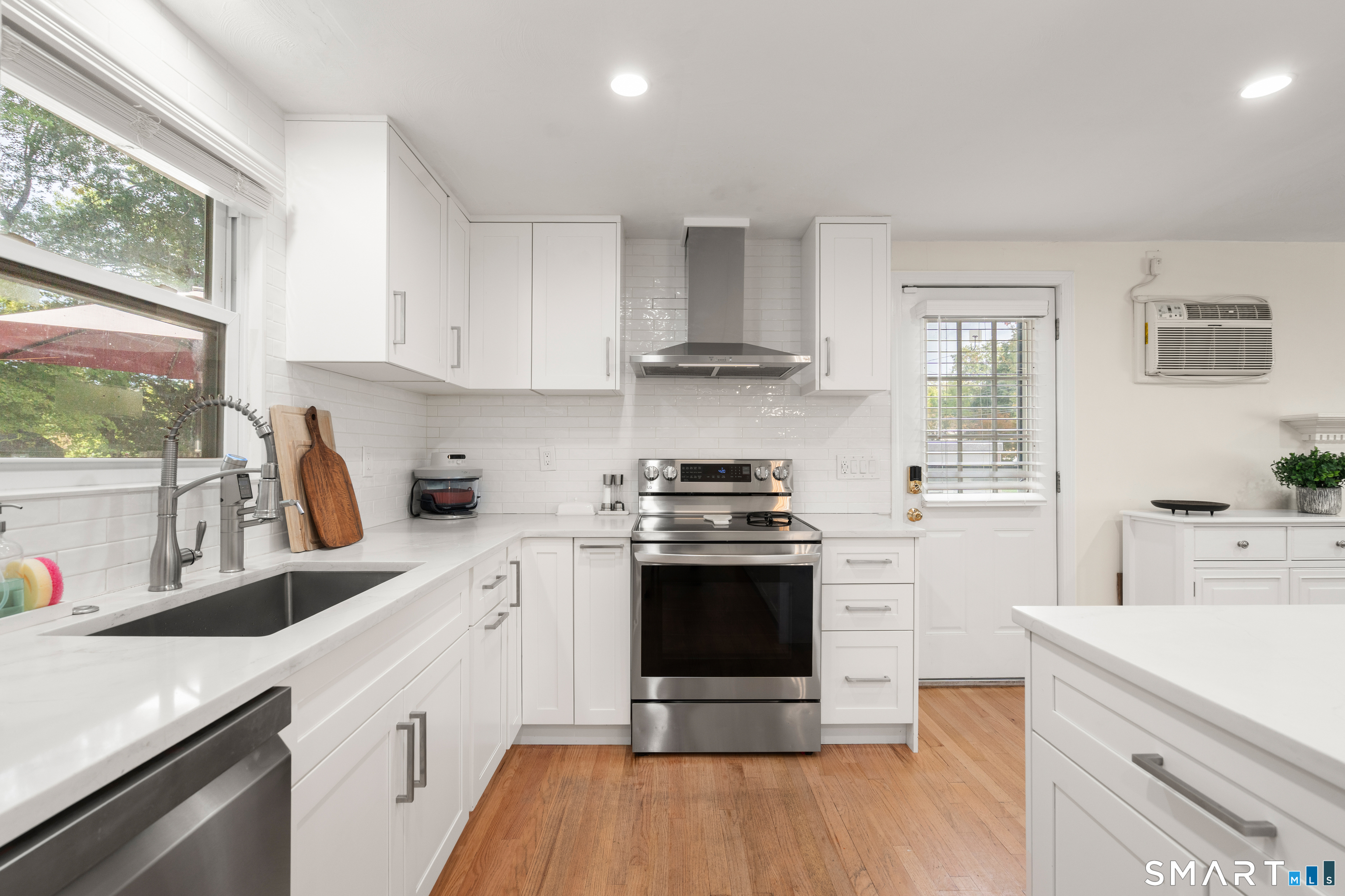 22 Brookdale Avenue photo 7