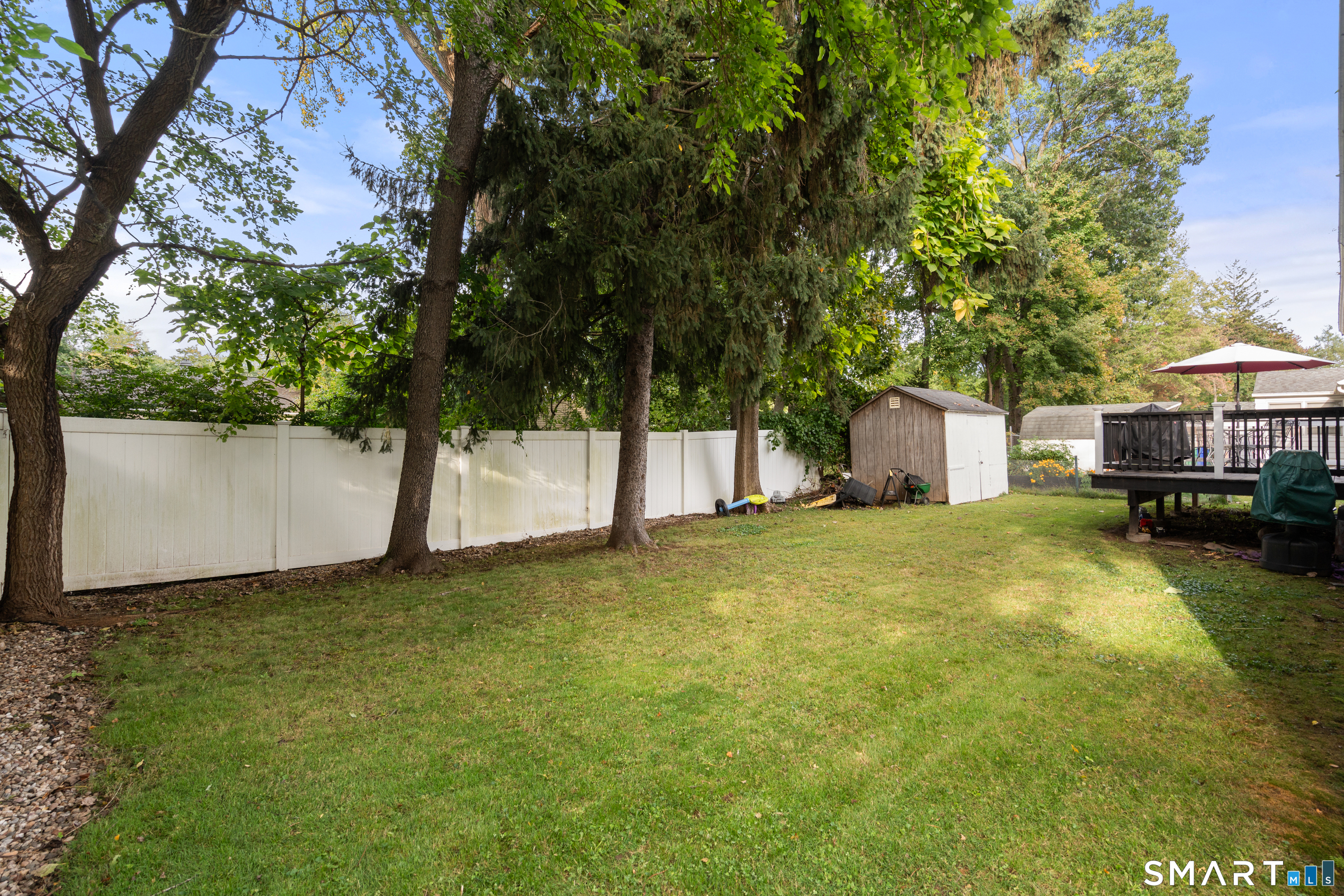 22 Brookdale Avenue photo 25