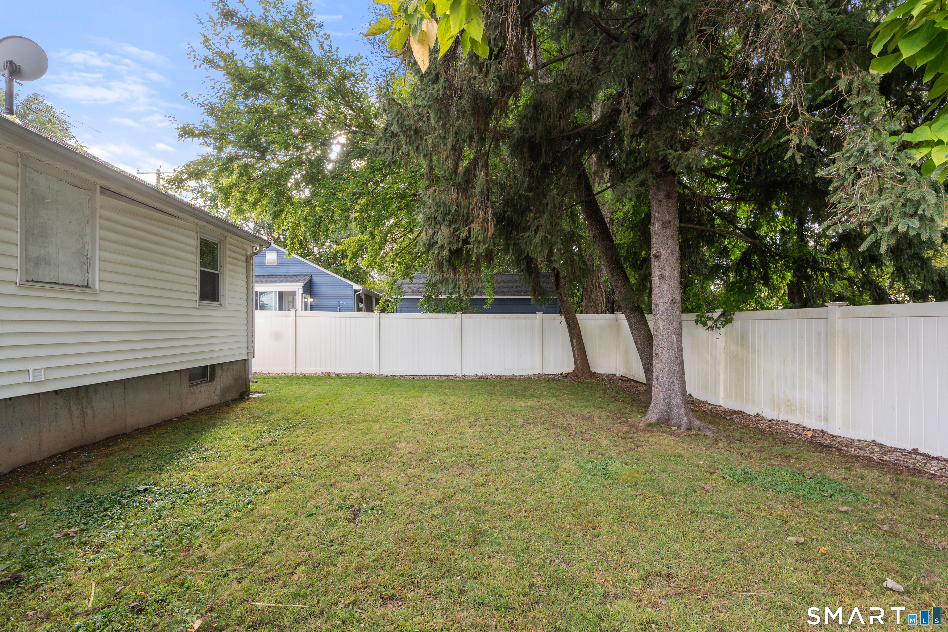 22 Brookdale Avenue photo 27