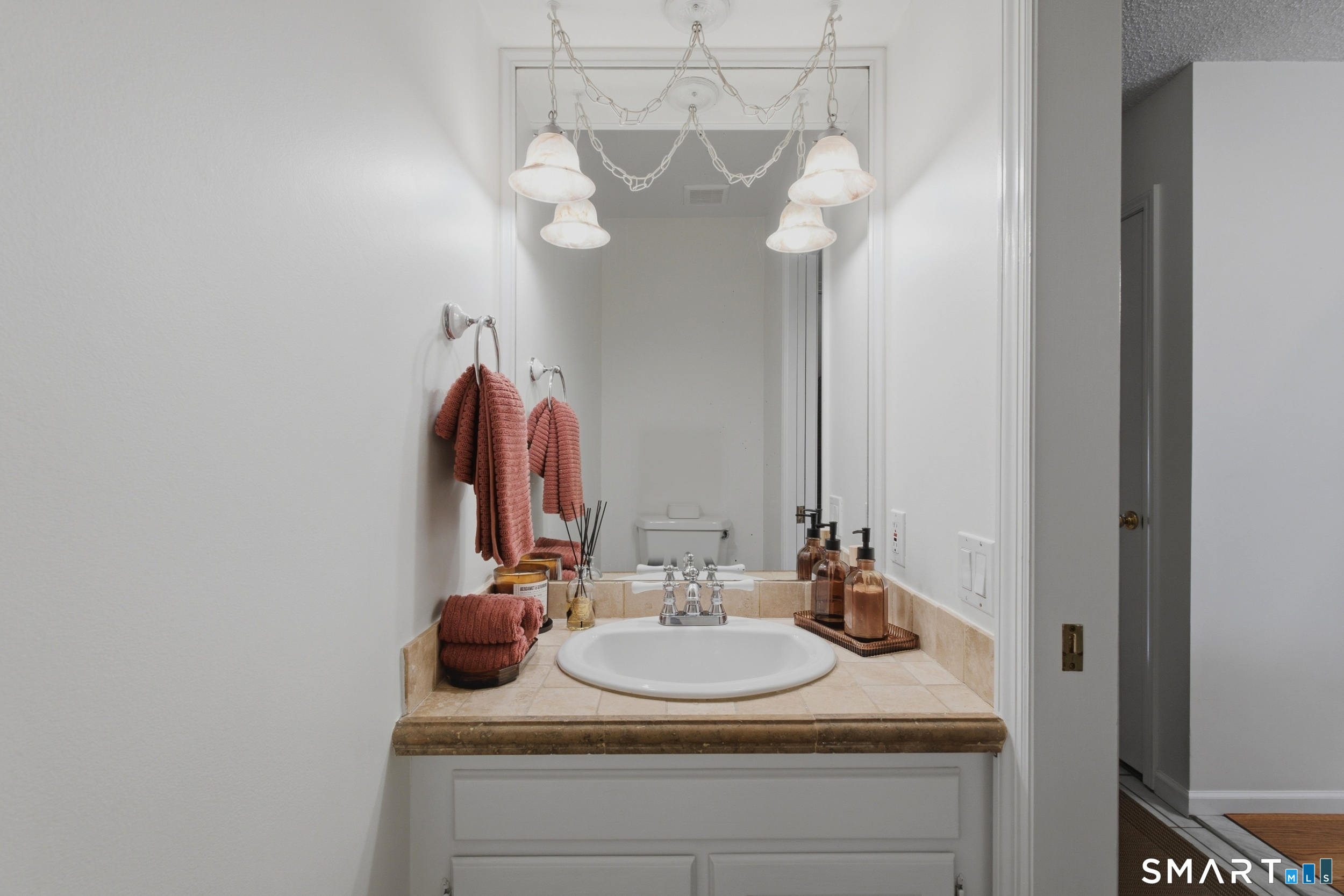 55 Mill Plain, Unit 21-5 photo 19