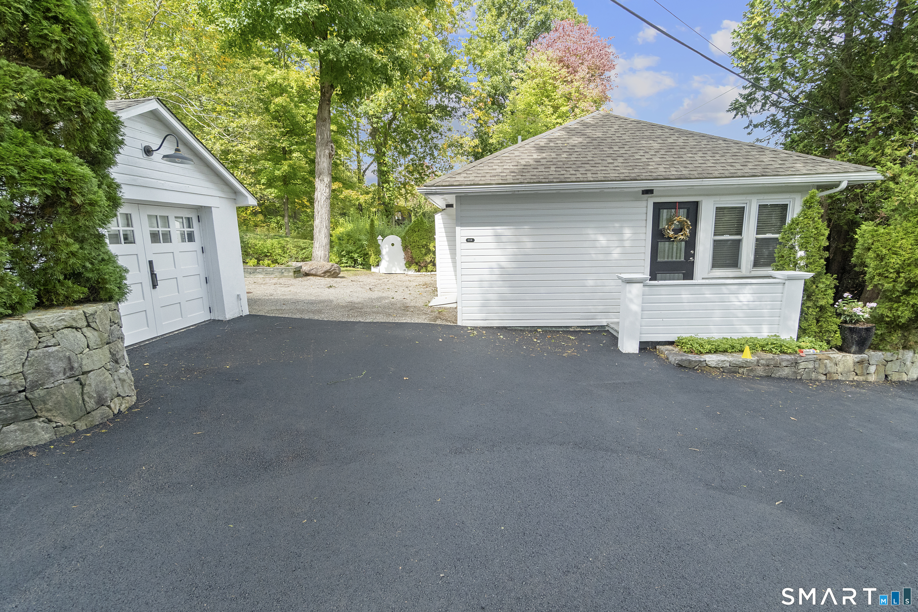 215 Mamanasco Road Unit #215