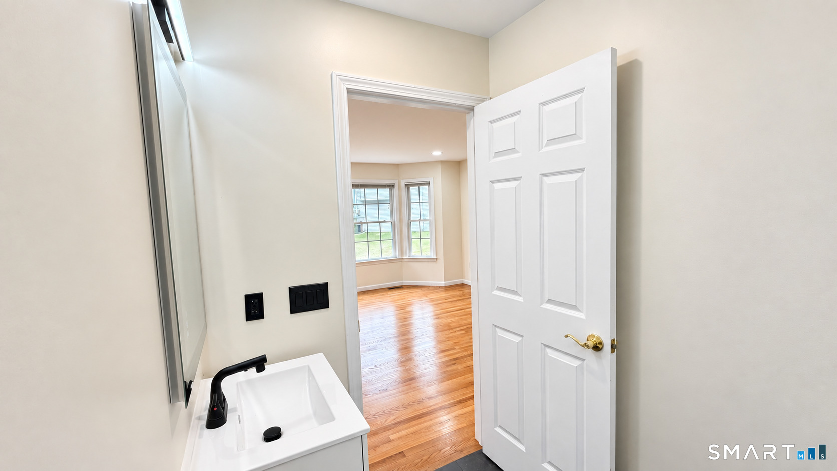 5 North Ridge, #5, Pocotopaug Lake, East Hampton, CT 06424