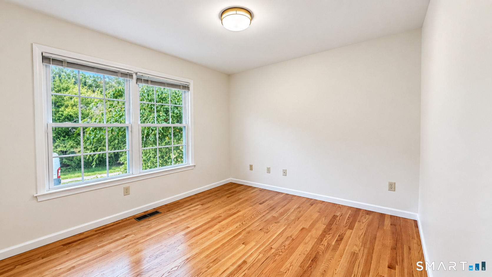 5 North Ridge, #5, Pocotopaug Lake, East Hampton, CT 06424