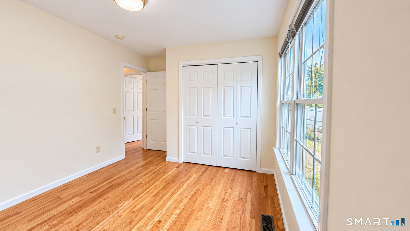 5 North Ridge, #5, Pocotopaug Lake, East Hampton, CT 06424