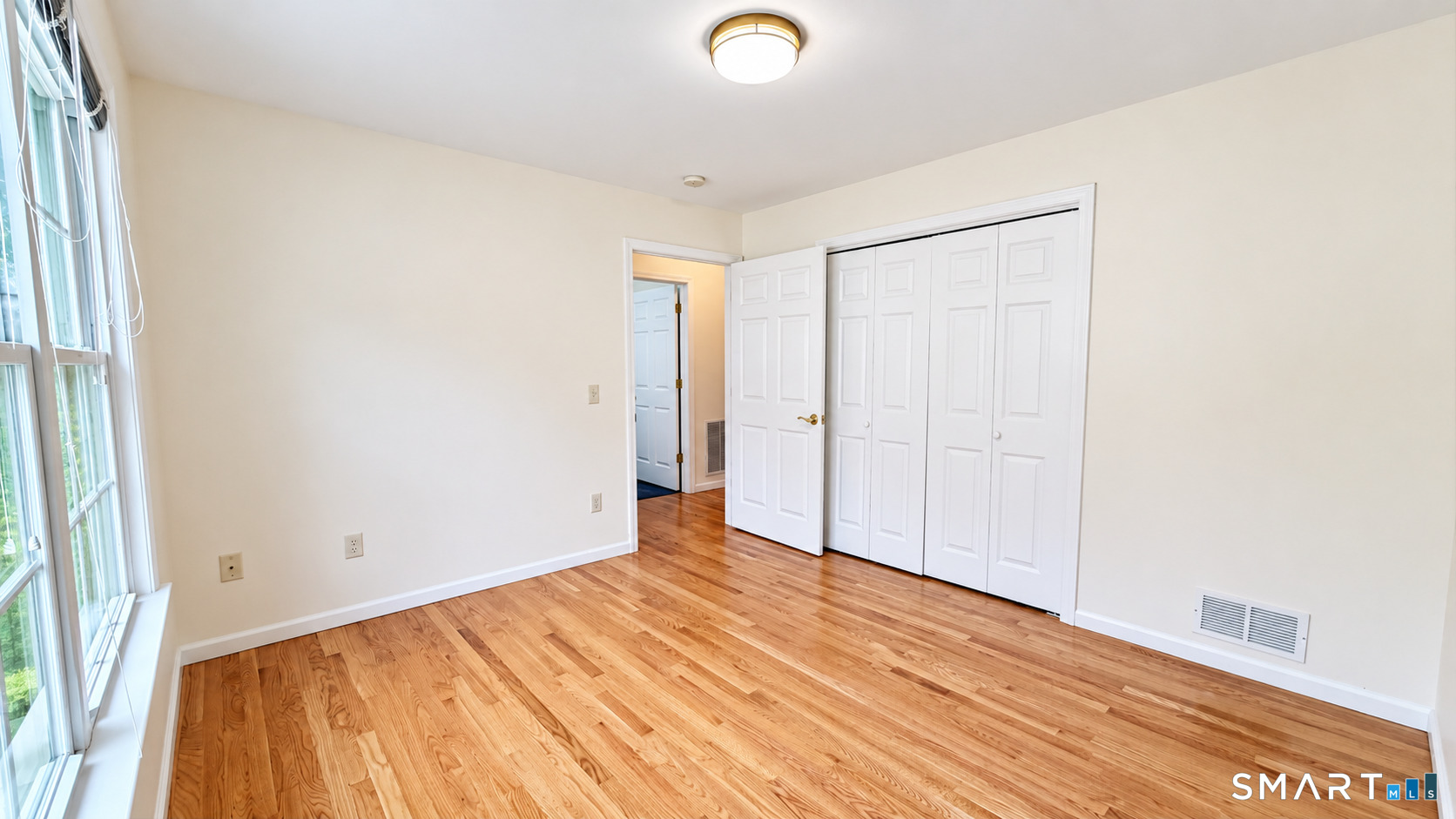 5 North Ridge, #5, Pocotopaug Lake, East Hampton, CT 06424