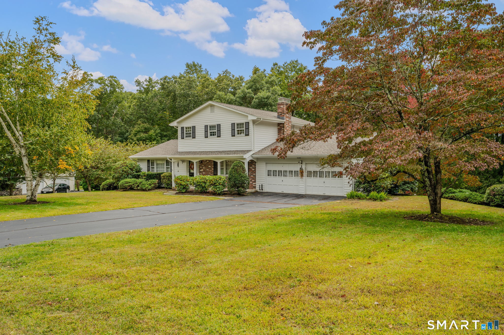Photo 1 of Single family home for sale at 64 Briar Hl Rd, Norwich, CT 06360 | MLS# 24210226 | Listing updated on 2026-10-03
