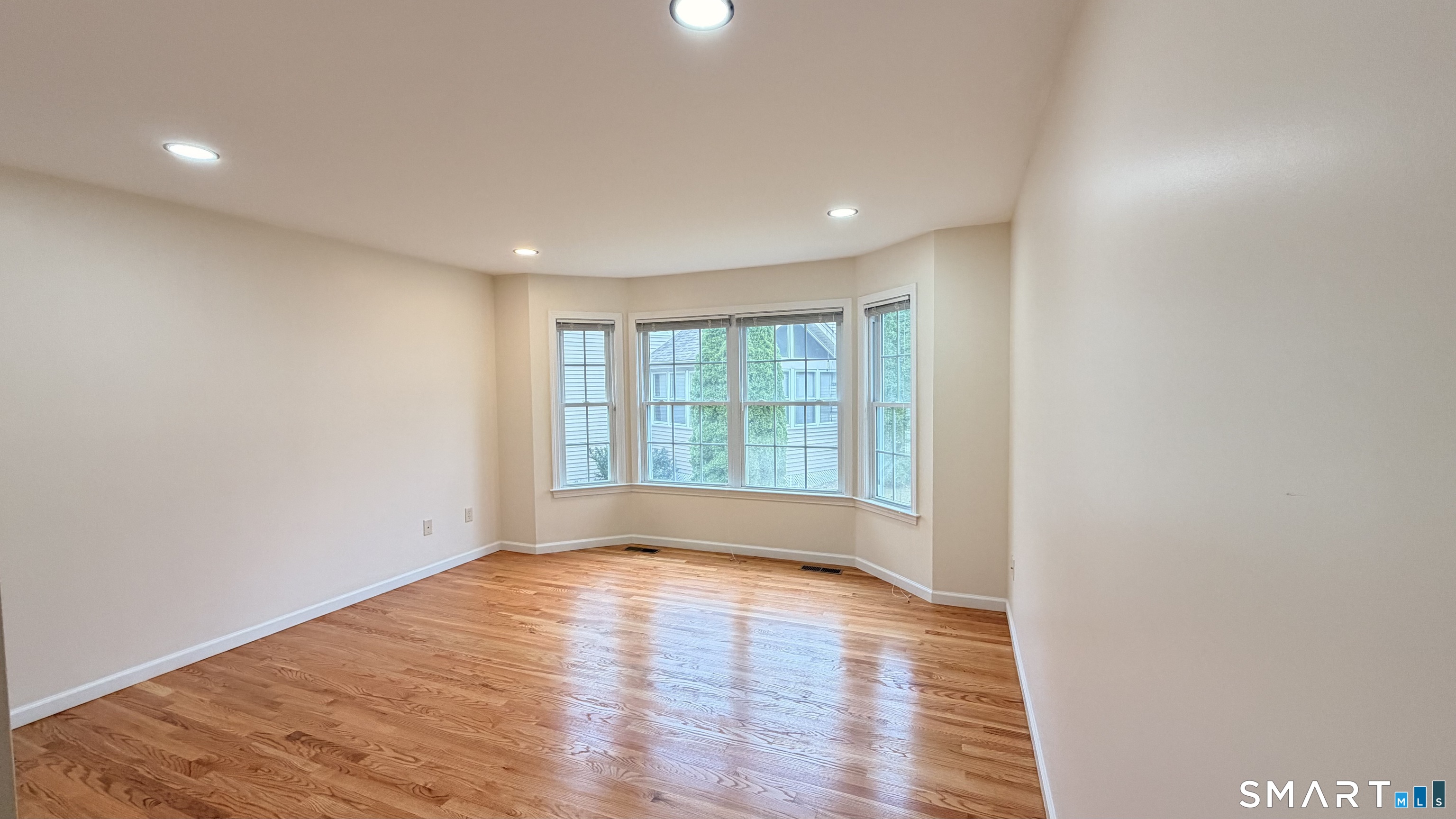 5 North Ridge, #5, Pocotopaug Lake, East Hampton, CT 06424