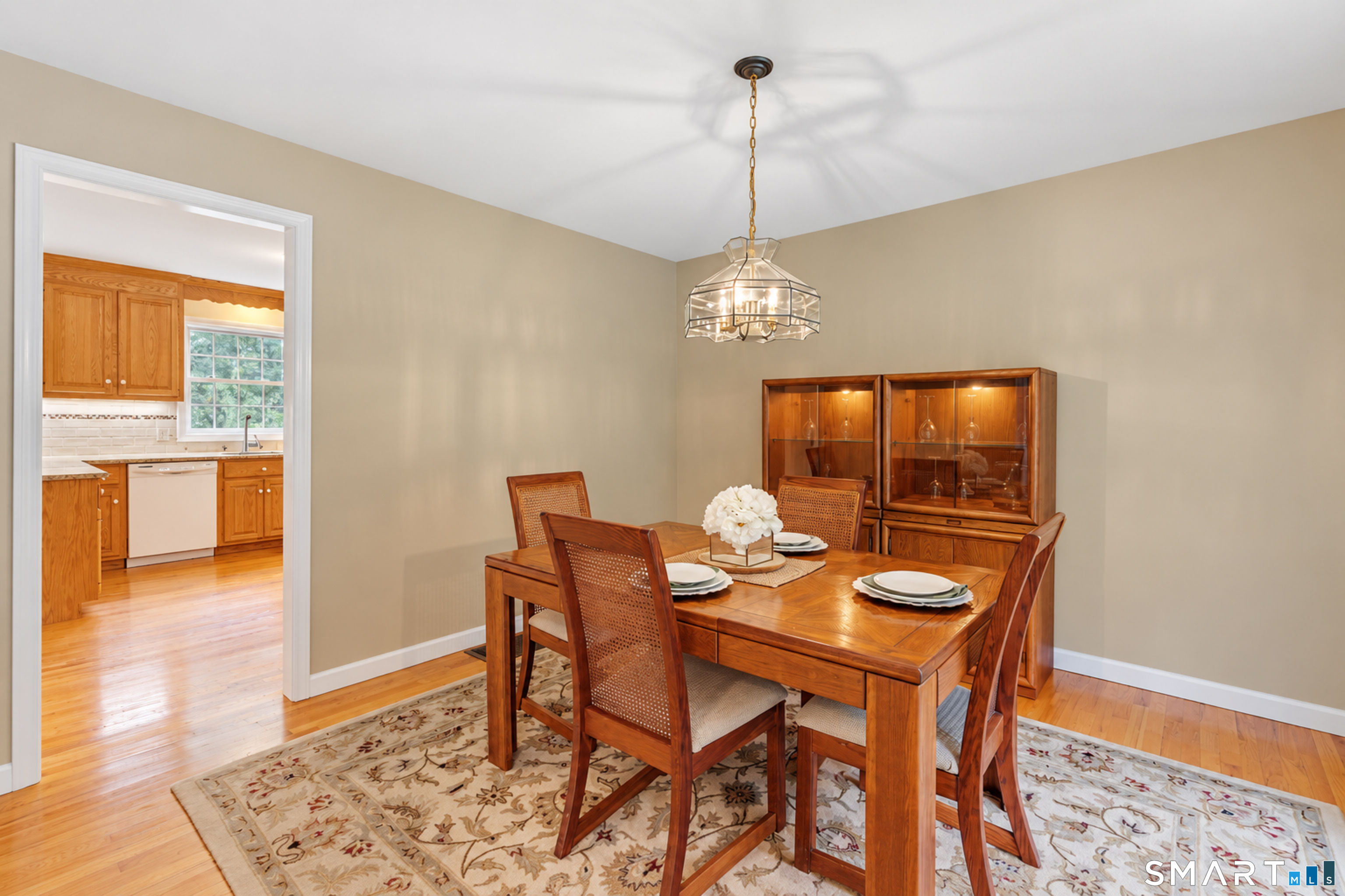 811 Lake Drive photo 16