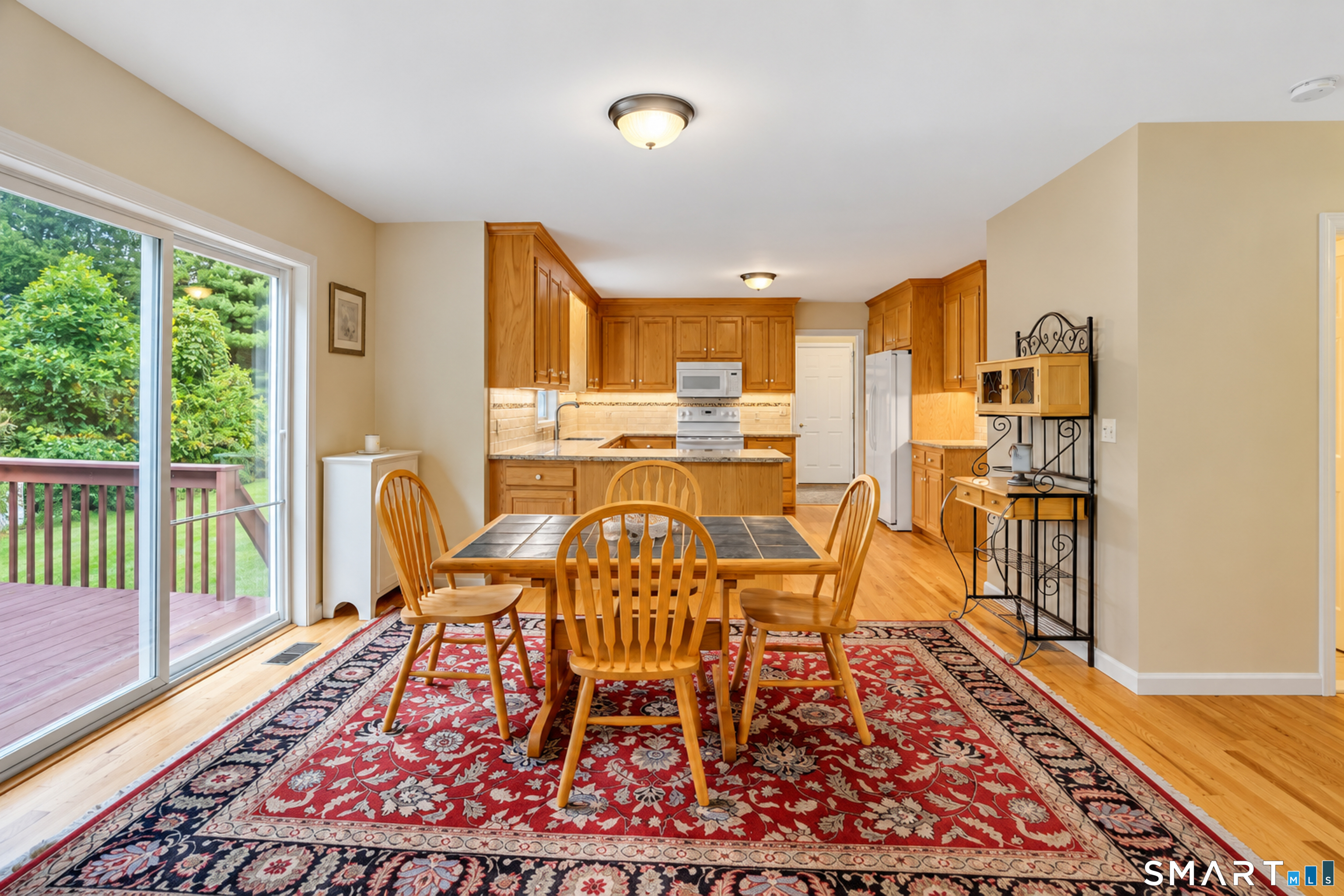 811 Lake Drive photo 11