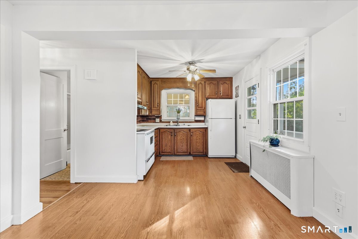 155 Irving Street photo 10