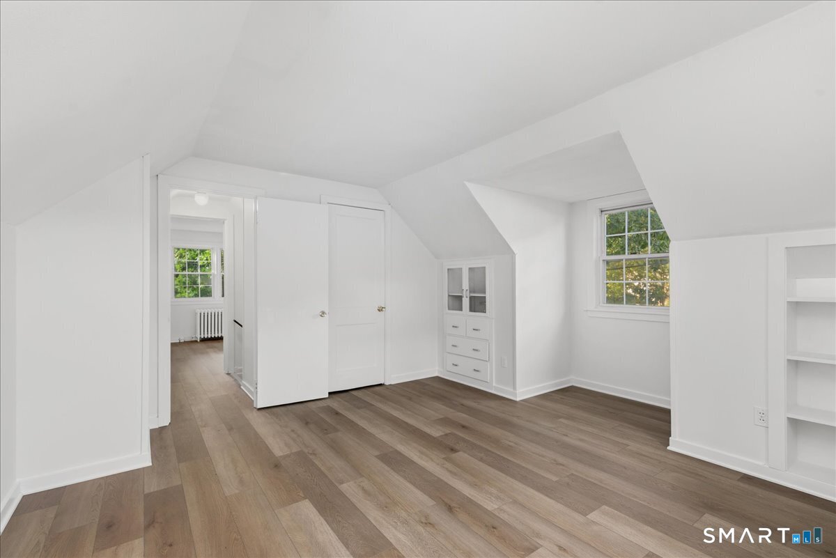 155 Irving Street photo 24