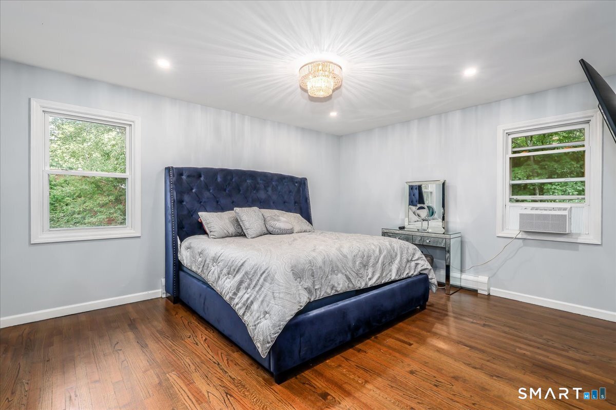 308 Shelton photo 21