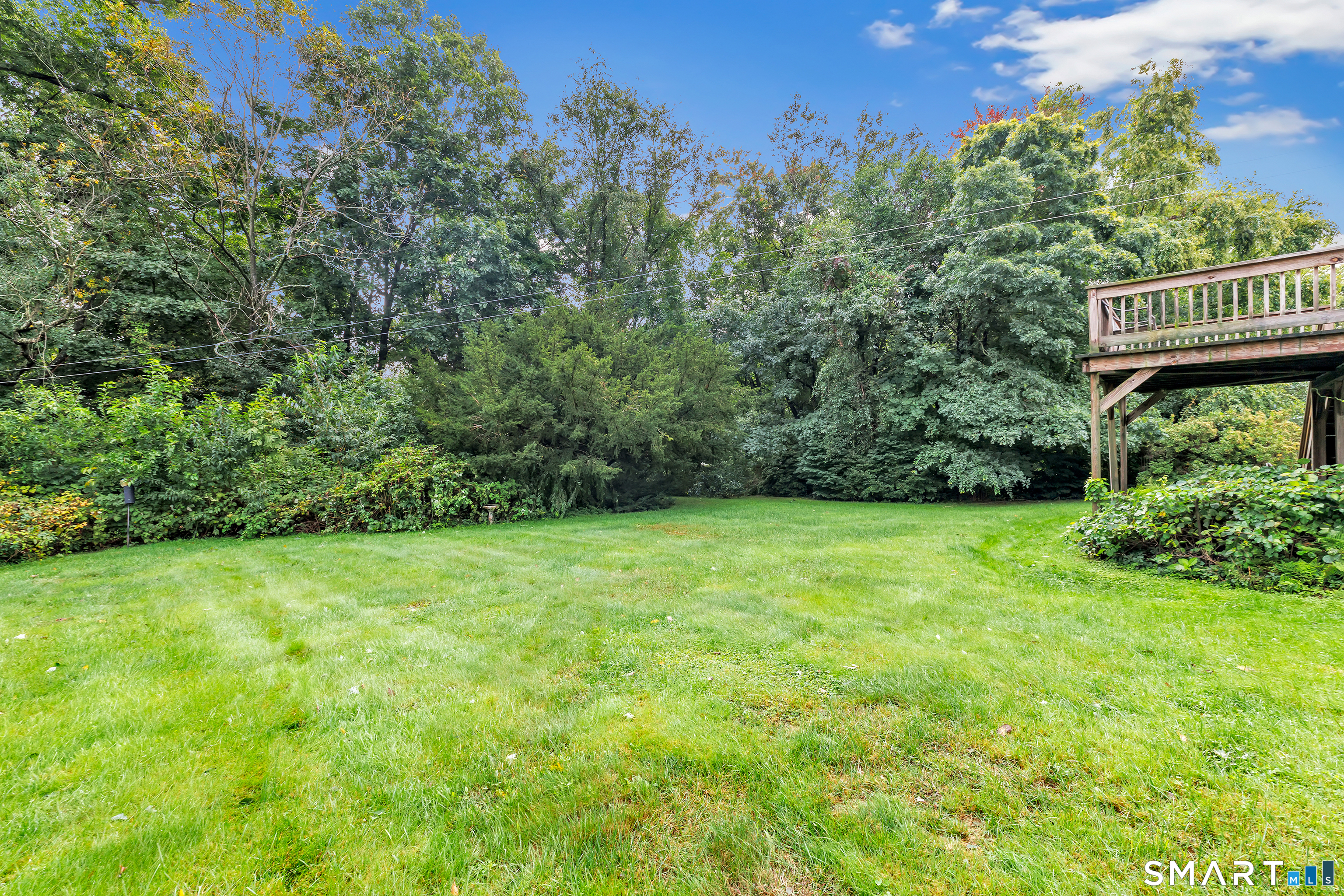 11 Redwood Circle photo 23