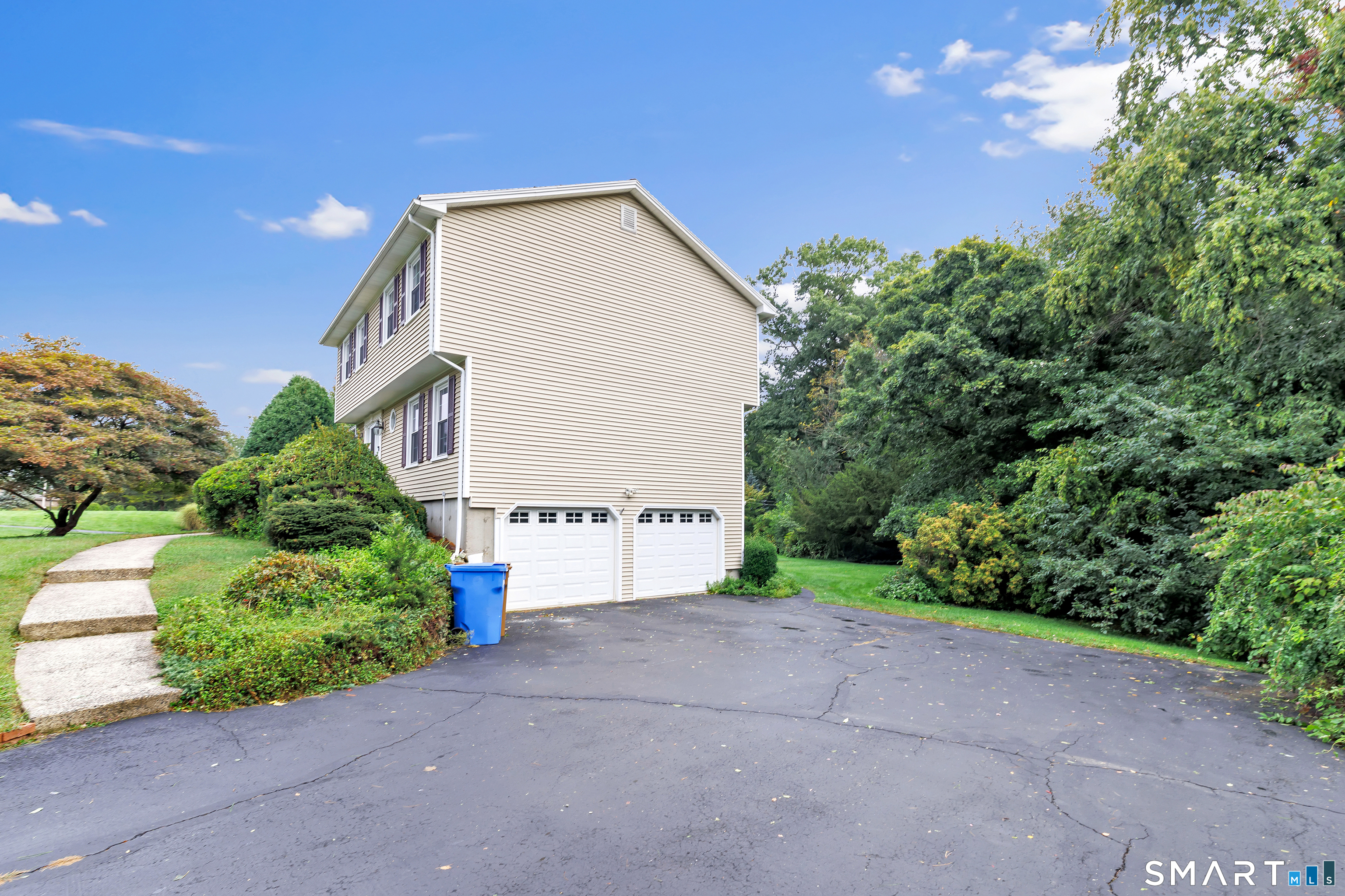 11 Redwood Circle photo 28