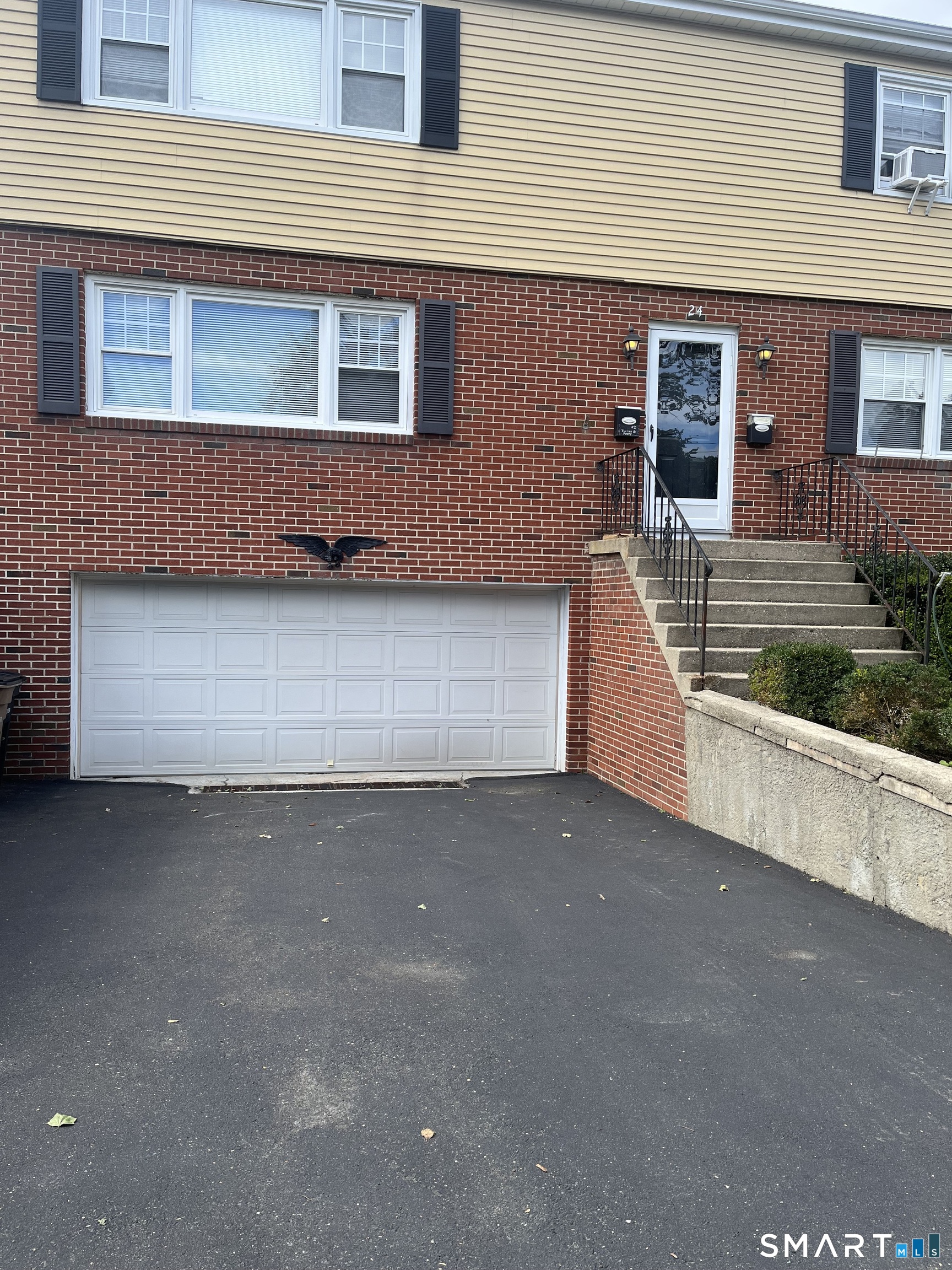24 Mayflower Avenue photo 16