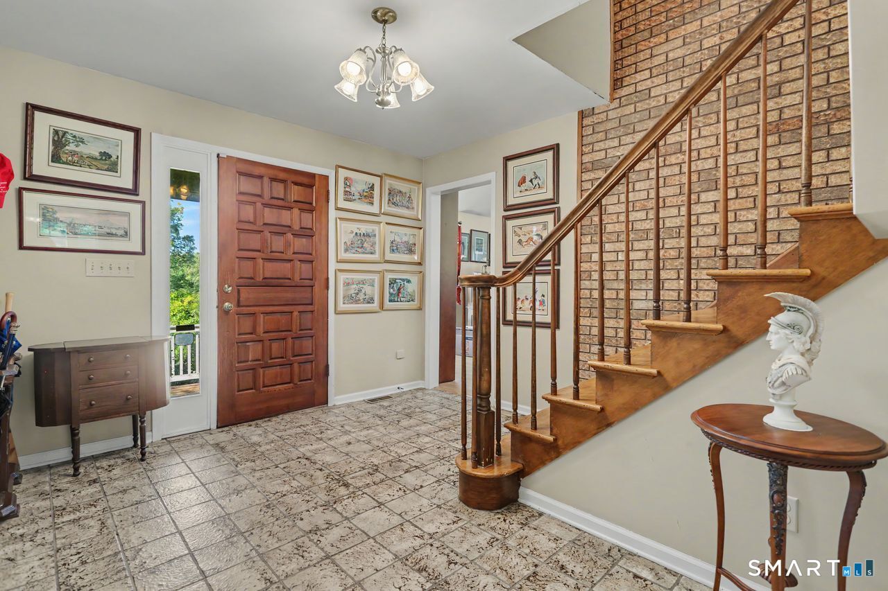266 Ridgebury Road photo 16