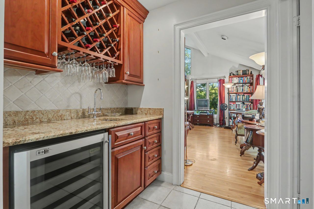 266 Ridgebury Road photo 14