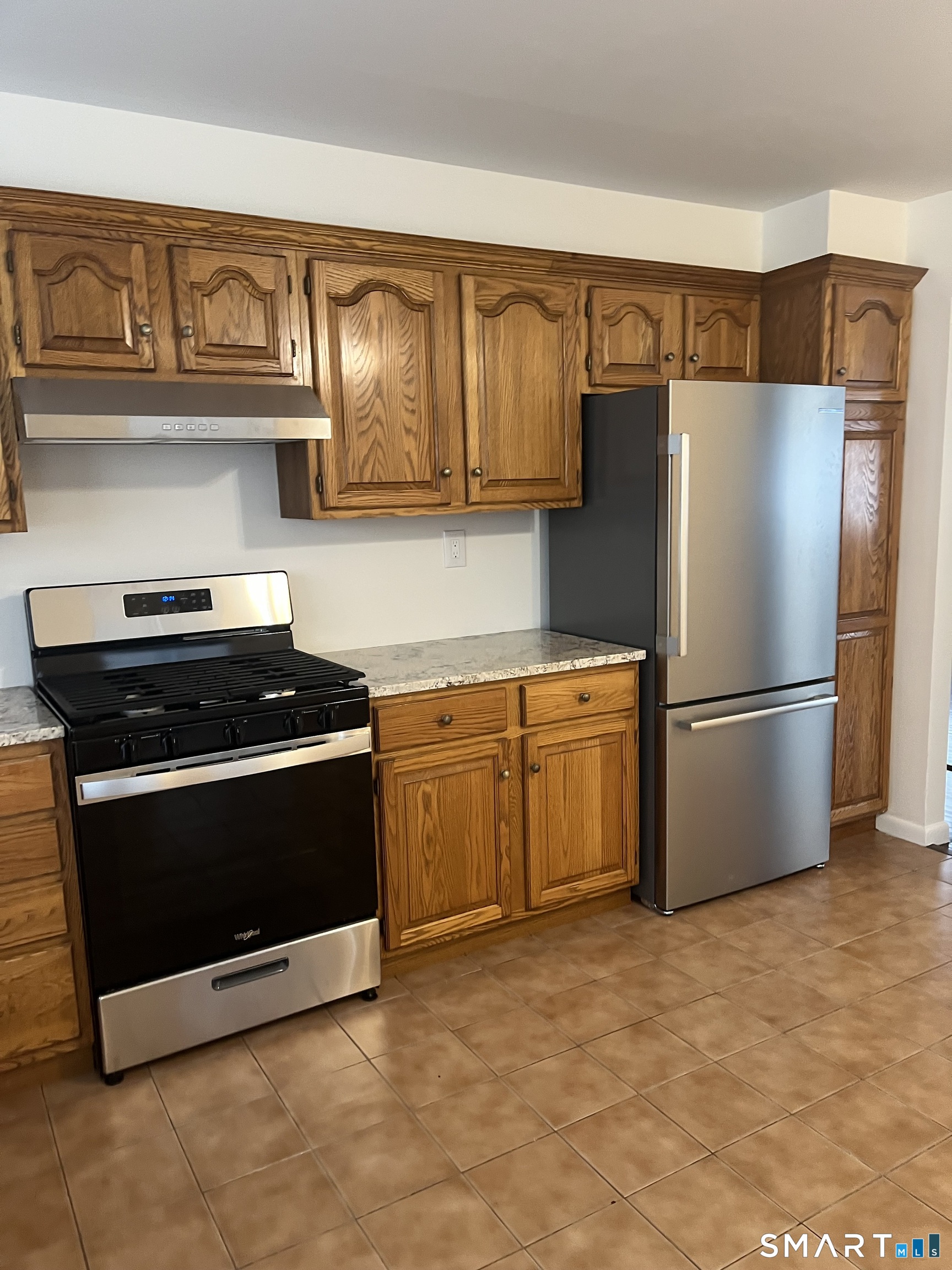 24 Mayflower Avenue photo 5